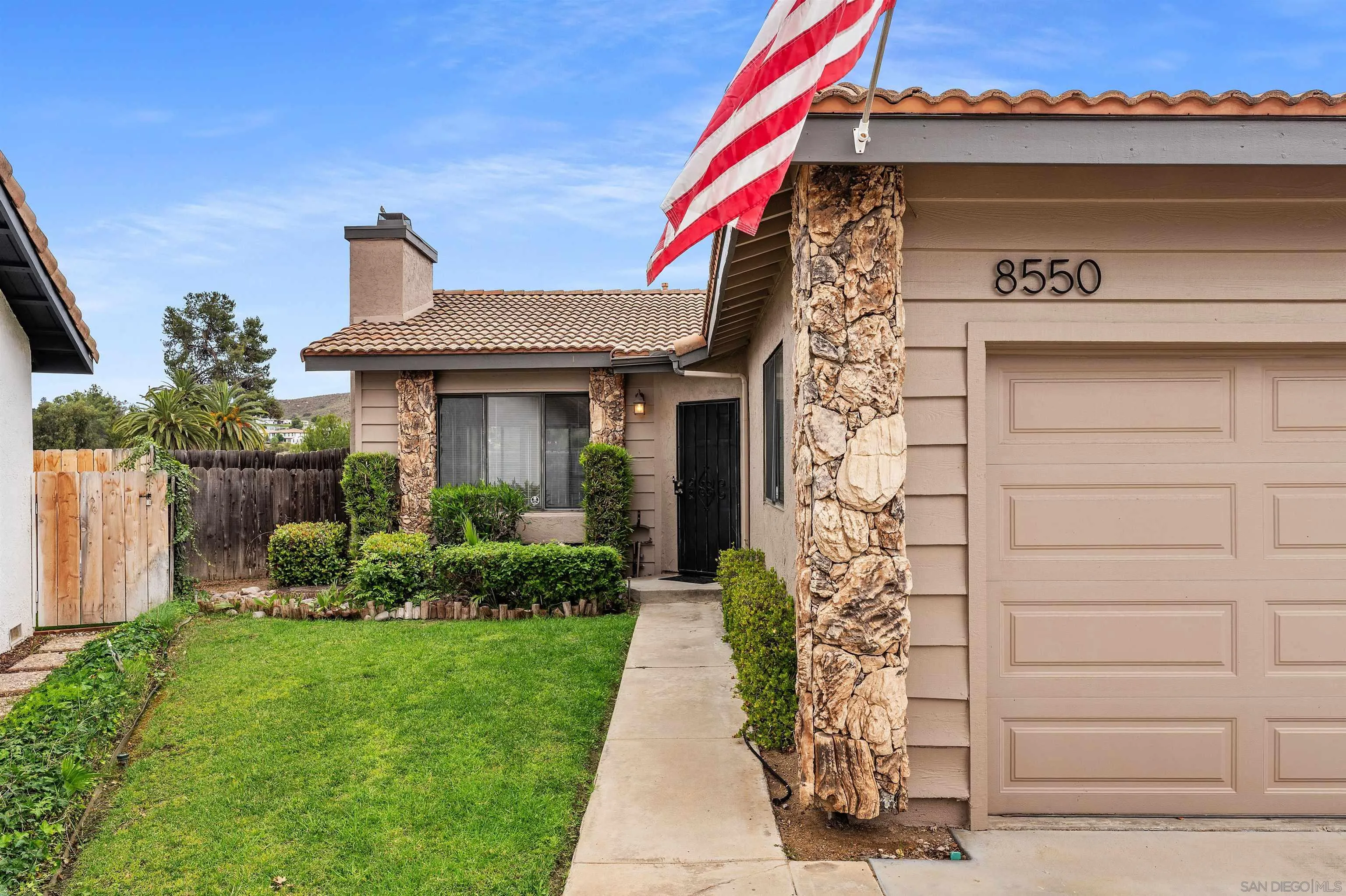 https://cdn.realtyfeed.com/cdn/127/260012955/32cf93af9f2935bc6014572ab76d7d26.webp