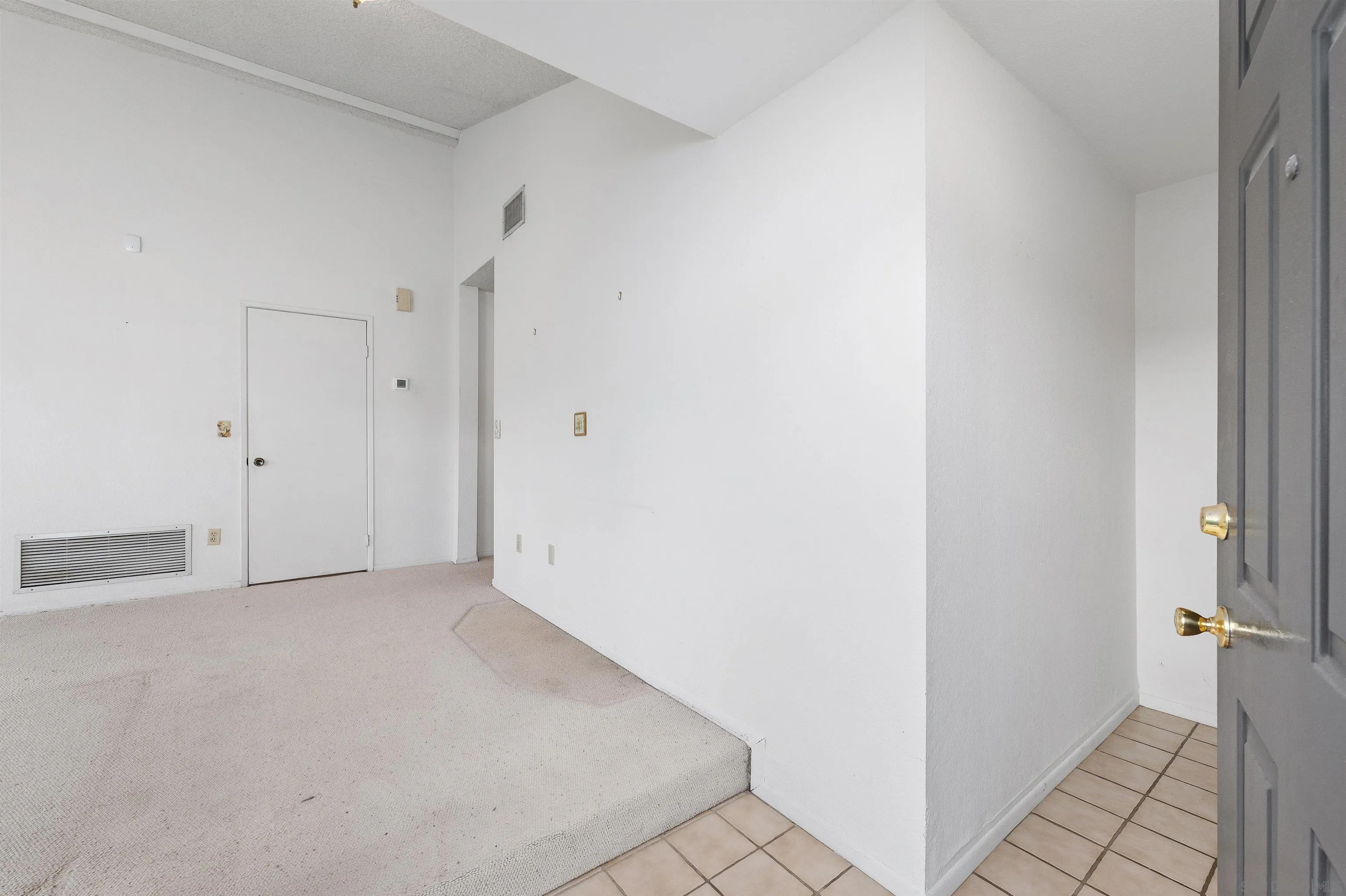 https://cdn.realtyfeed.com/cdn/127/260012955/462b1861c910bf3860375b62614058b5.webp