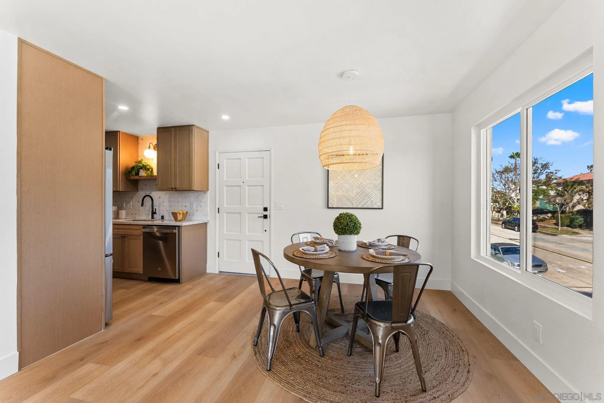 https://cdn.realtyfeed.com/cdn/127/260012959/7afd45a9ed33e9aa5bef9ba5029d1907.webp