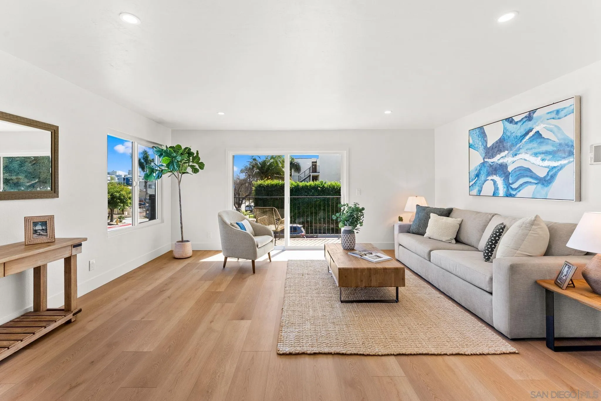 https://cdn.realtyfeed.com/cdn/127/260012959/8137fc128700857e95a742d109ccc46e.webp