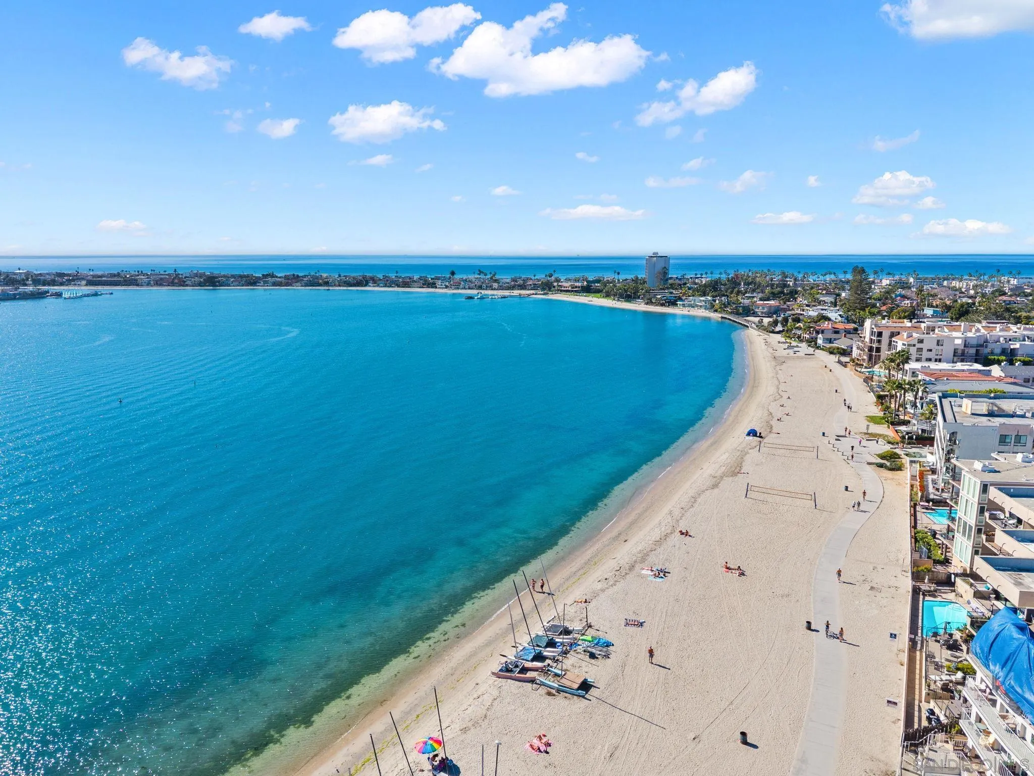 https://cdn.realtyfeed.com/cdn/127/260012959/a326733135c450e98dbada134587f081.webp