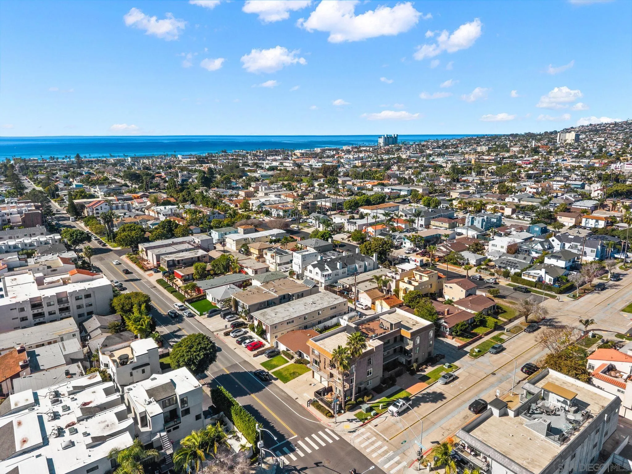 https://cdn.realtyfeed.com/cdn/127/260012959/b3eeae365469a5c1f6b632fae515c346.webp