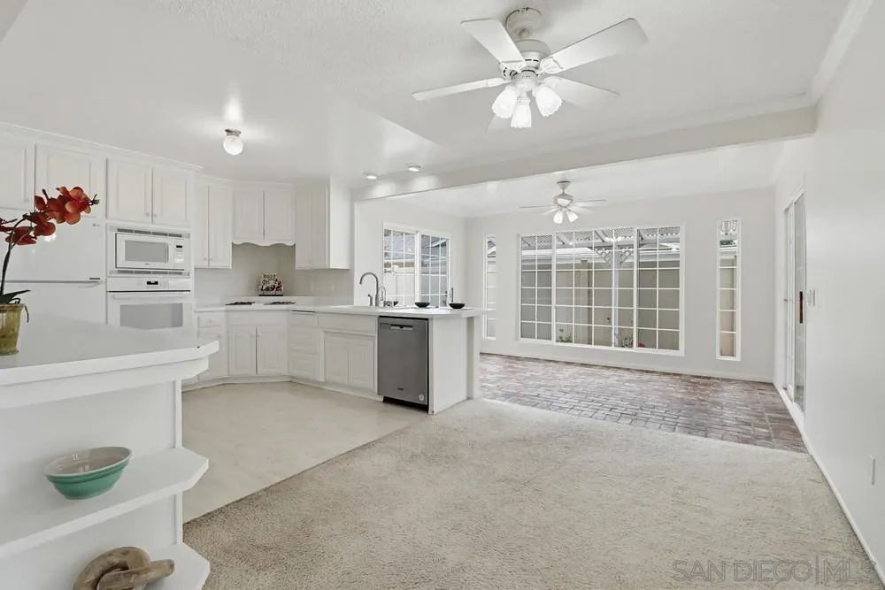 https://cdn.realtyfeed.com/cdn/127/260012961/0032457112822b78fd930e41c02aaeaf.webp