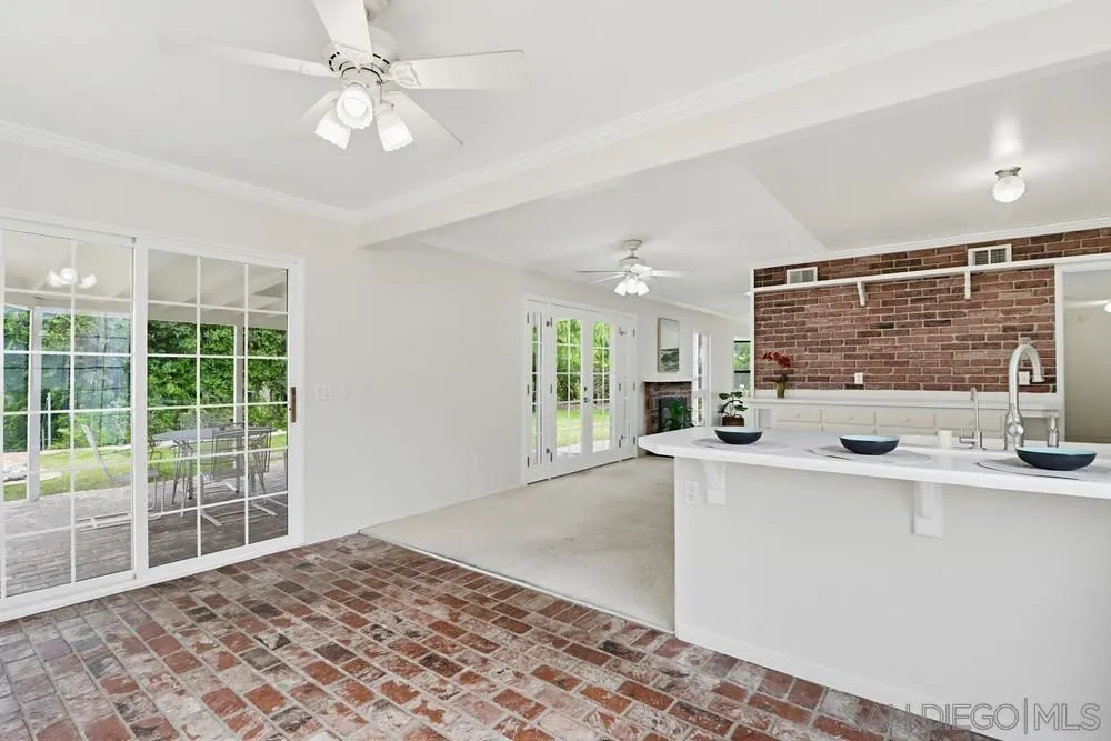 https://cdn.realtyfeed.com/cdn/127/260012961/3303c0c60708a907be1642333abdb2d7.webp