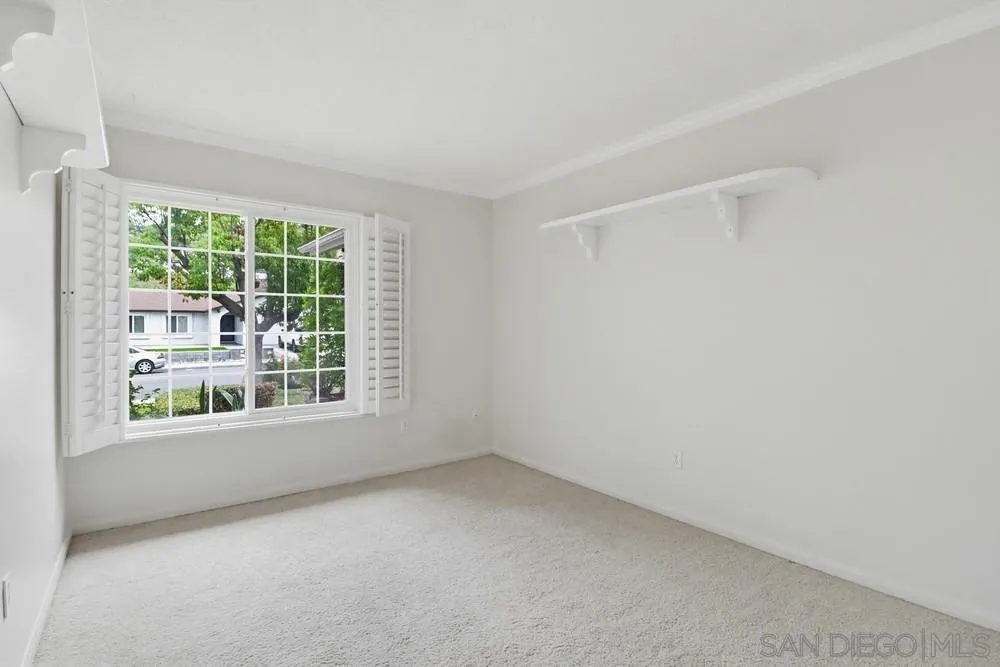 https://cdn.realtyfeed.com/cdn/127/260012961/5f45f1a61263e114ca8e0affaf08c267.webp