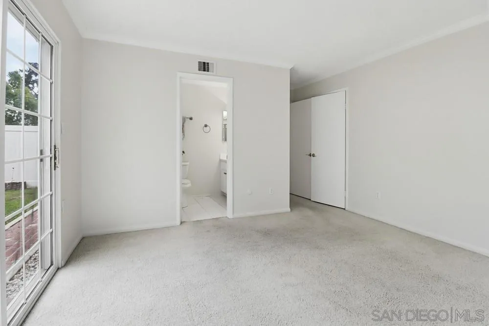 https://cdn.realtyfeed.com/cdn/127/260012961/9798f4c300f66cba1466a57467316f80.webp