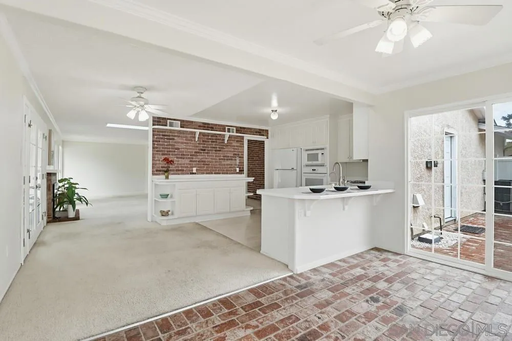 https://cdn.realtyfeed.com/cdn/127/260012961/a042db603afec2e06a1cd40ba9caed9a.webp