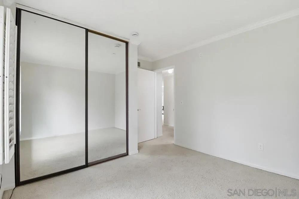 https://cdn.realtyfeed.com/cdn/127/260012961/b034f48b7d7589c4f5e325e981d95330.webp