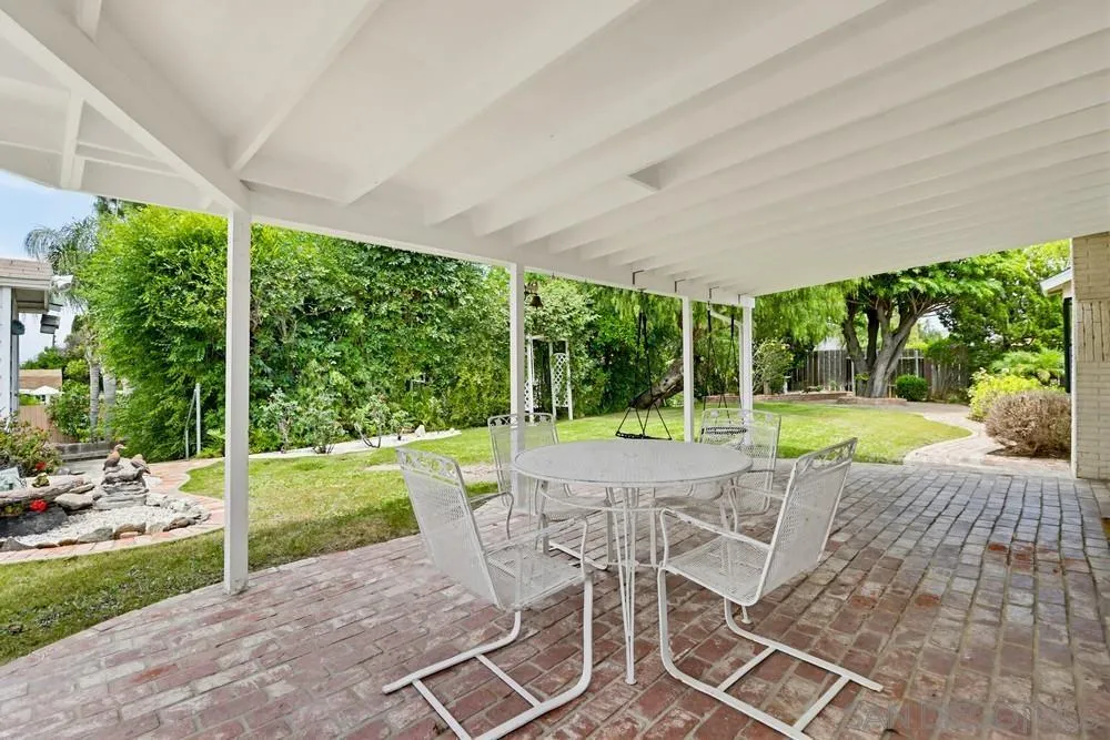 https://cdn.realtyfeed.com/cdn/127/260012961/d53e11f1ea6fcbf6cae28a8f837377e7.webp