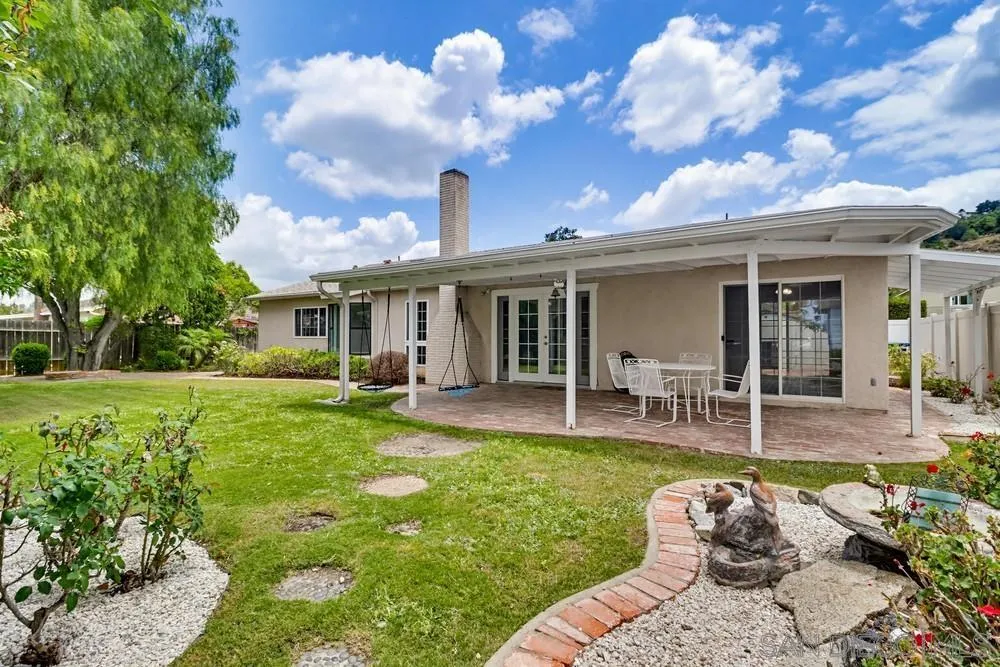 https://cdn.realtyfeed.com/cdn/127/260012961/d70dbd96f58fb0396563f1010d8435ed.webp