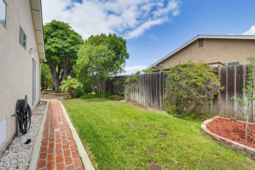 https://cdn.realtyfeed.com/cdn/127/260012961/d8823eeaa020ee3ef45ae7a901846e55.webp