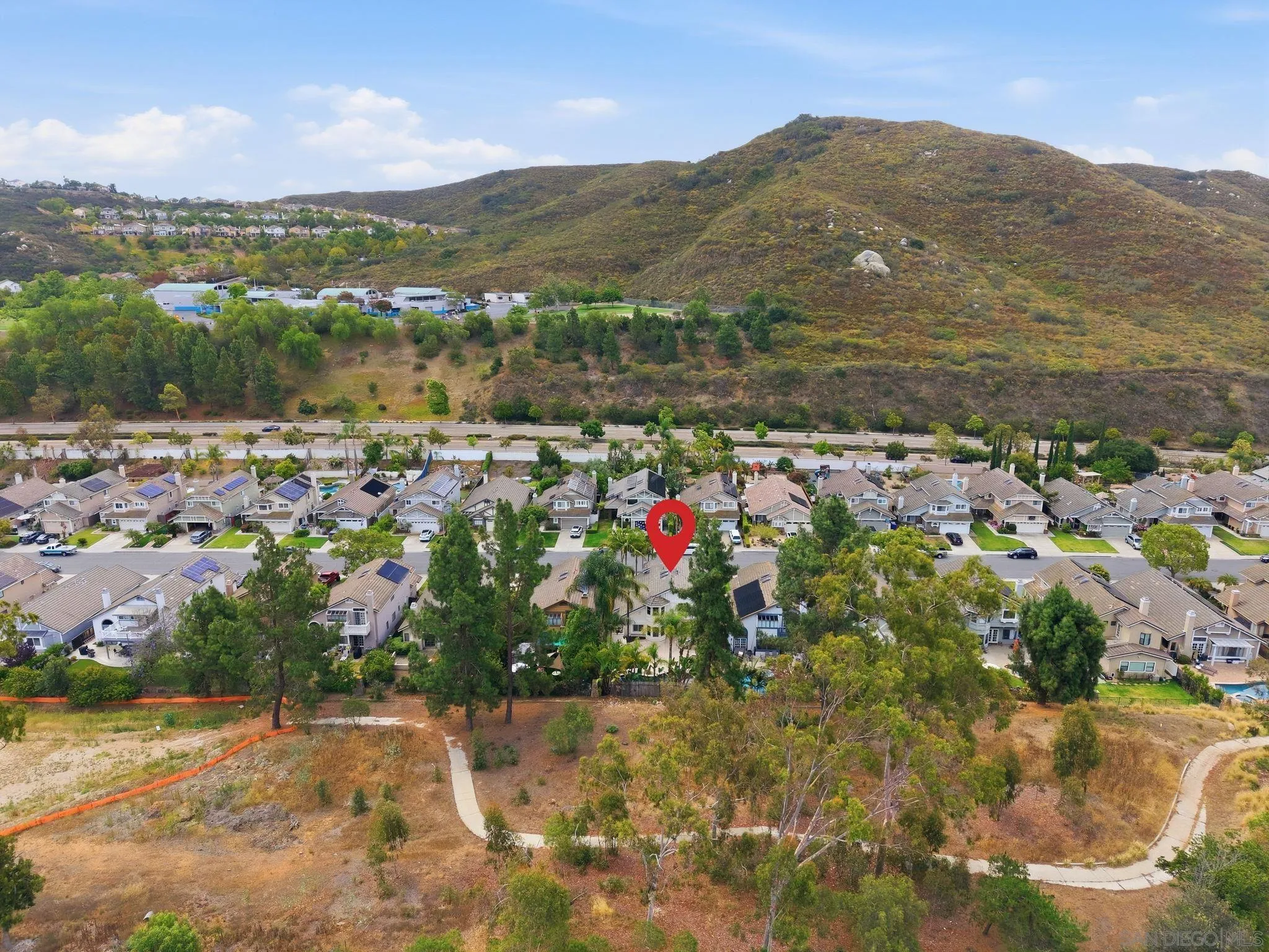 https://cdn.realtyfeed.com/cdn/127/260012962/01c367598c7d1ede2fb95d0bdbee15c2.webp