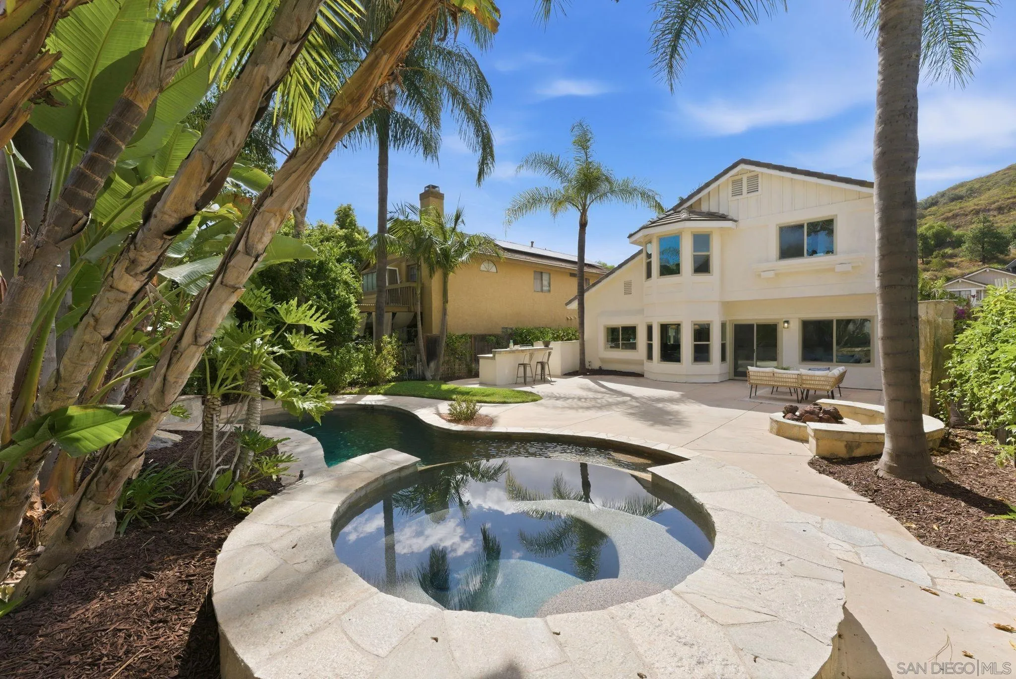 https://cdn.realtyfeed.com/cdn/127/260012962/3802d6c6a5782263a364505328cd0791.webp
