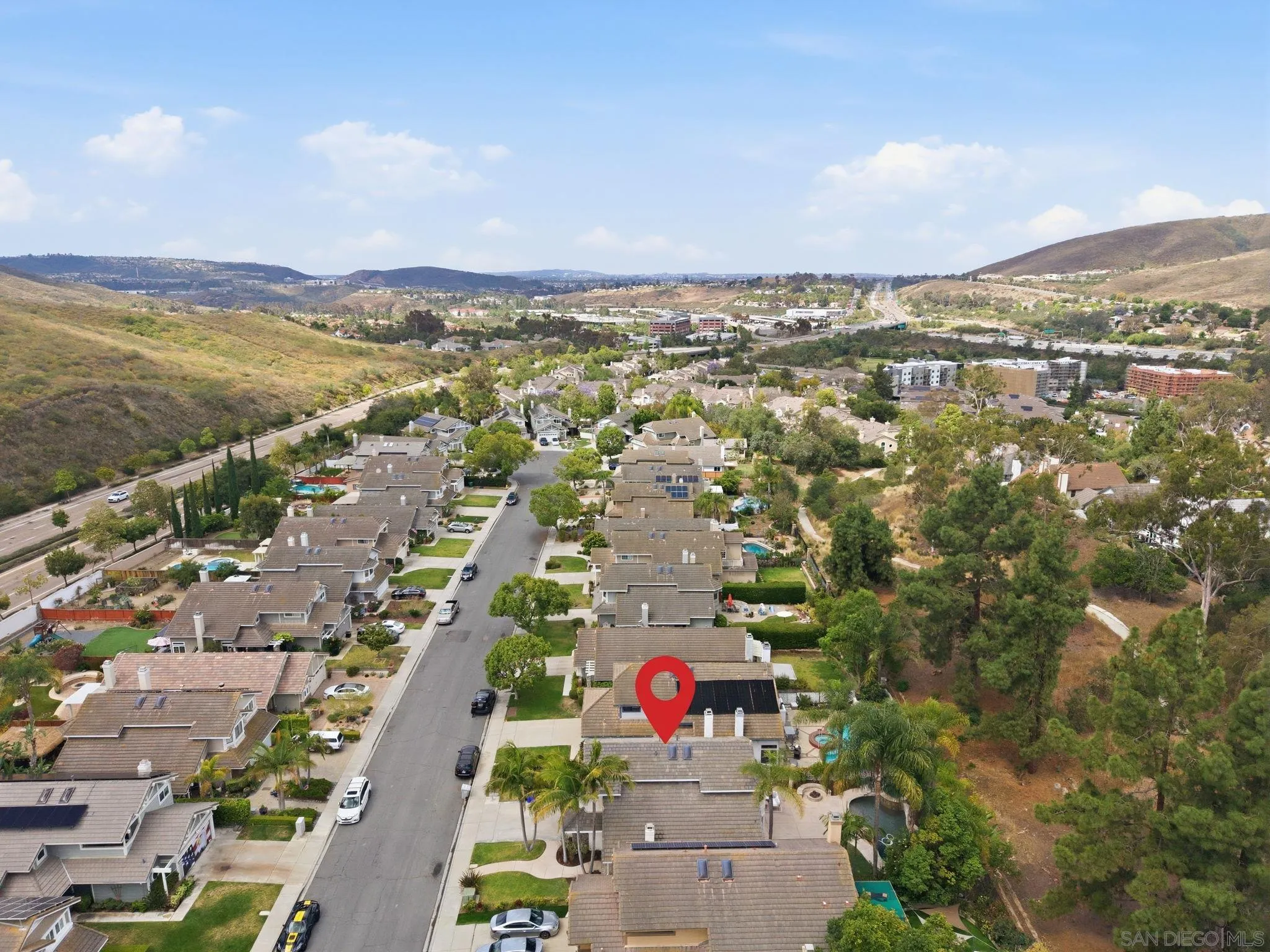 https://cdn.realtyfeed.com/cdn/127/260012962/620090f99e433d4c95f338b7ee9c3619.webp