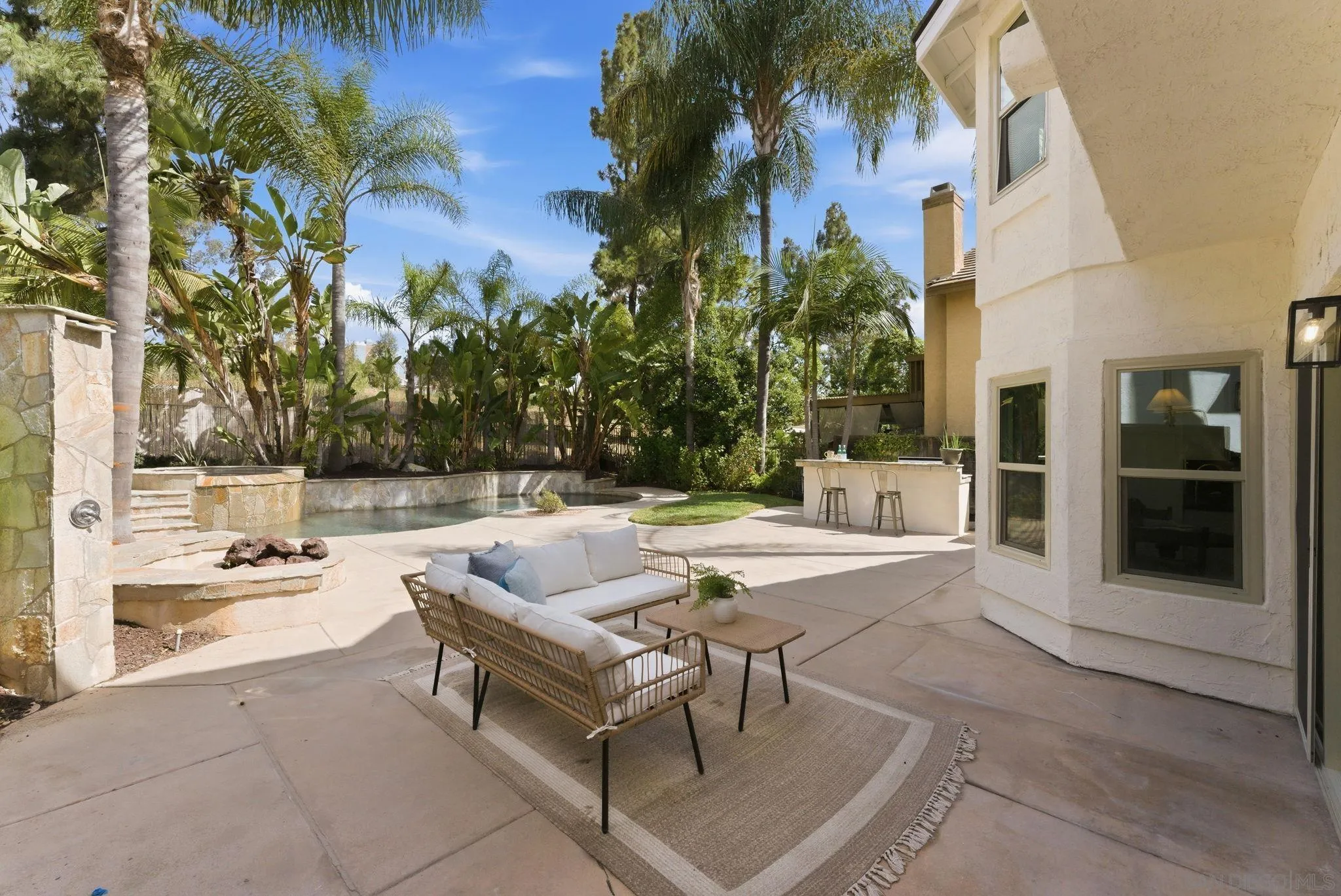 https://cdn.realtyfeed.com/cdn/127/260012962/9bda3fa99a07dca14f1269e9a96a2527.webp