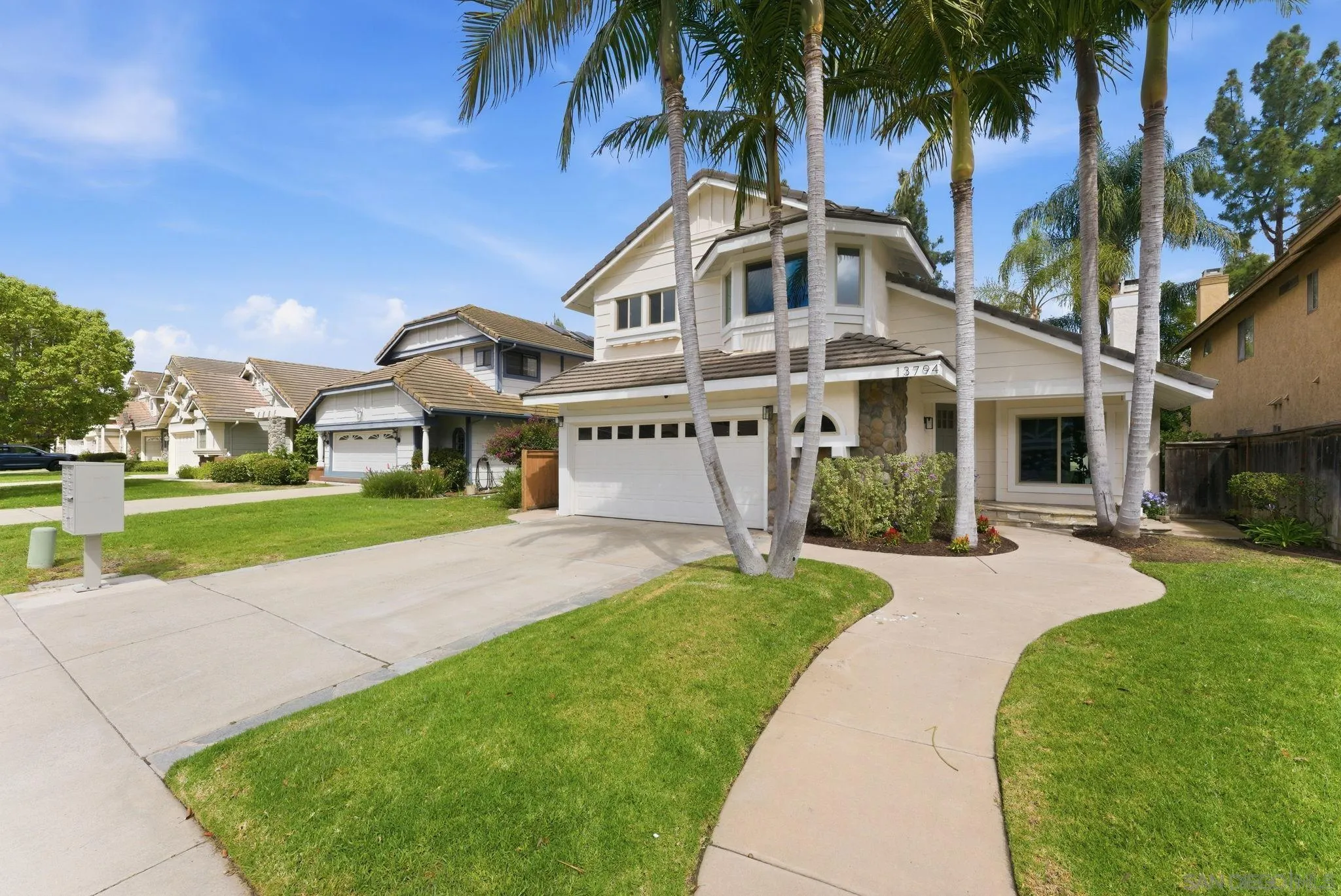 https://cdn.realtyfeed.com/cdn/127/260012962/a6df069b46d70a4c674c7dc116e8a66d.webp