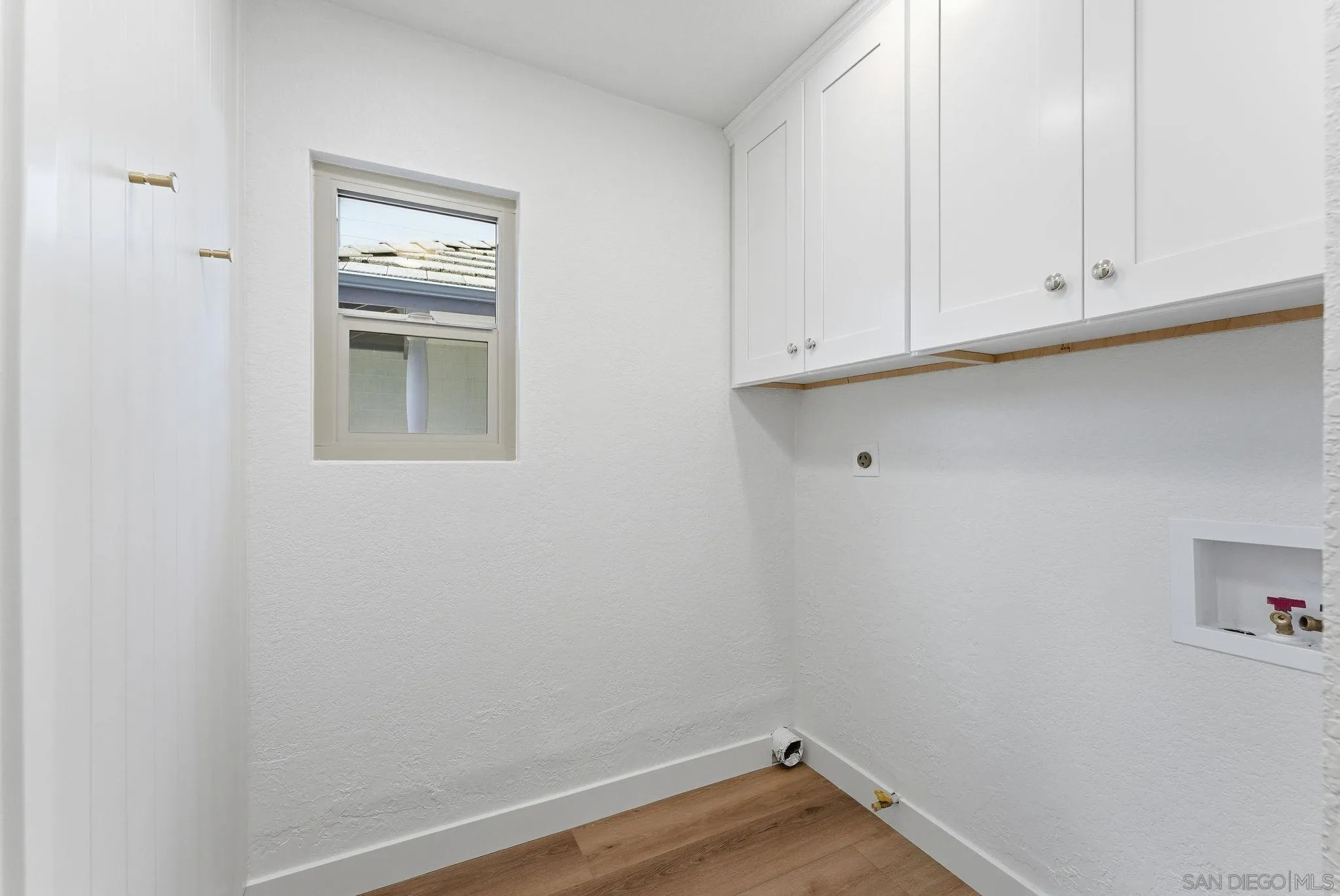 https://cdn.realtyfeed.com/cdn/127/260012962/a76ba855dcf2d7ad59f55d1f52414524.webp