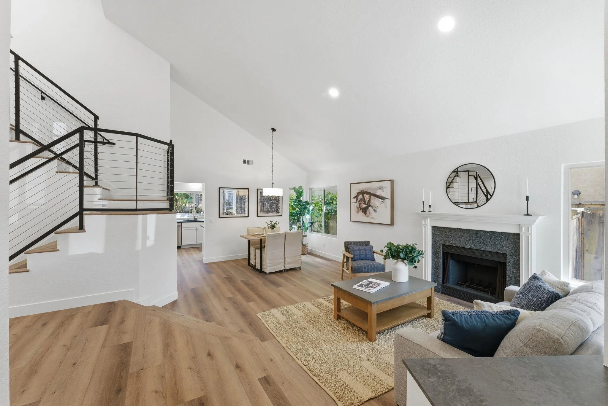 https://cdn.realtyfeed.com/cdn/127/260012962/cf7d4c477224ccdd6c6cedf9c96b6b2d.webp