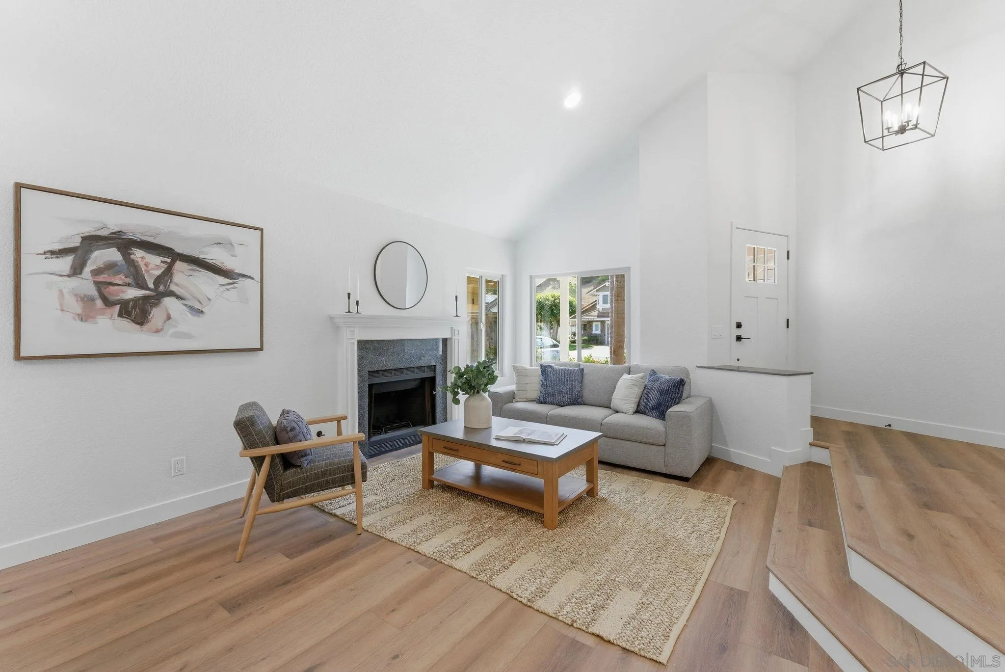 https://cdn.realtyfeed.com/cdn/127/260012962/d9c9f7c845cda0520ca2e2be72be52f3.webp