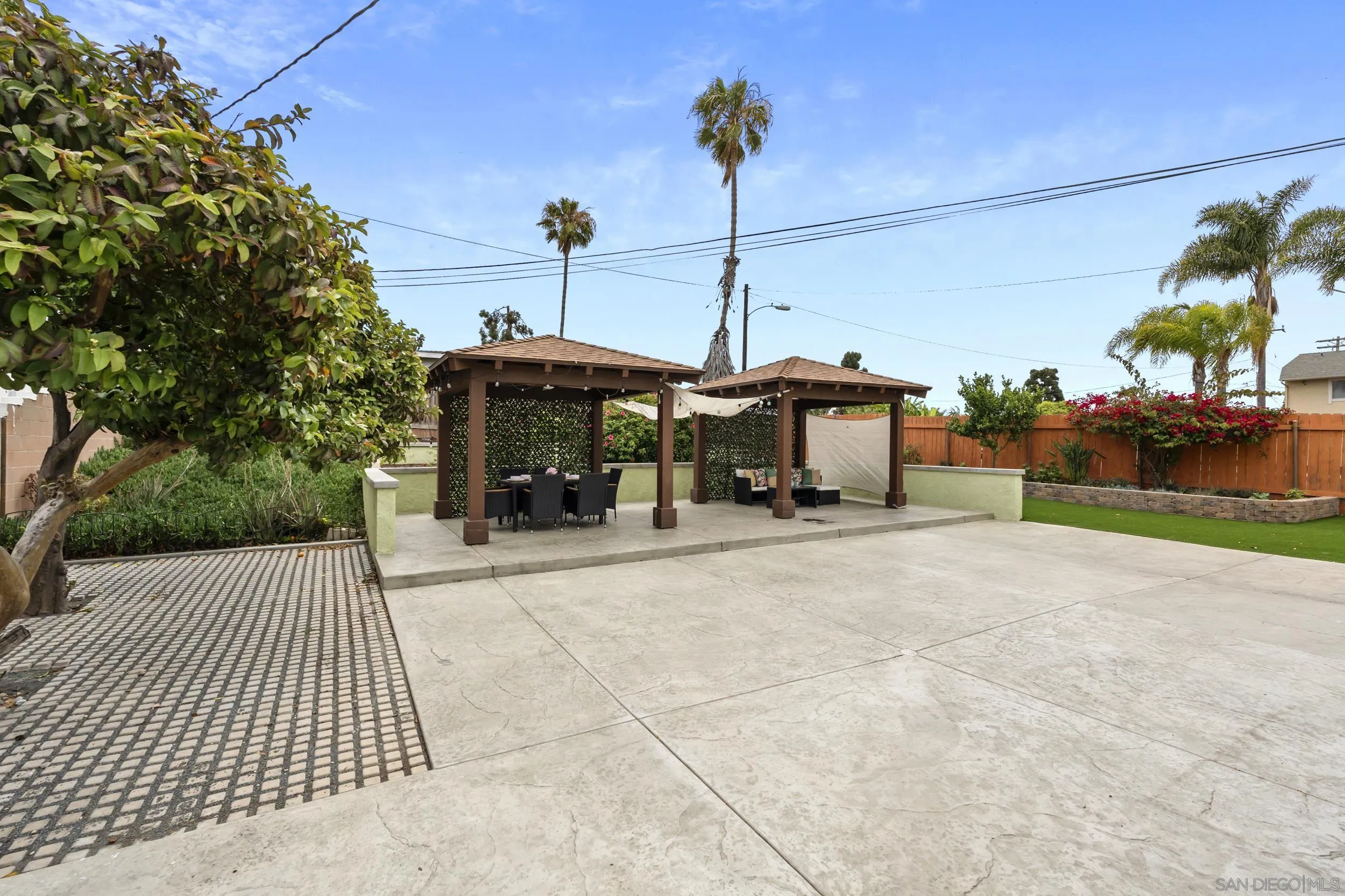 https://cdn.realtyfeed.com/cdn/127/260012963/3c9da37b66d709a48c0ce488208fee29.webp