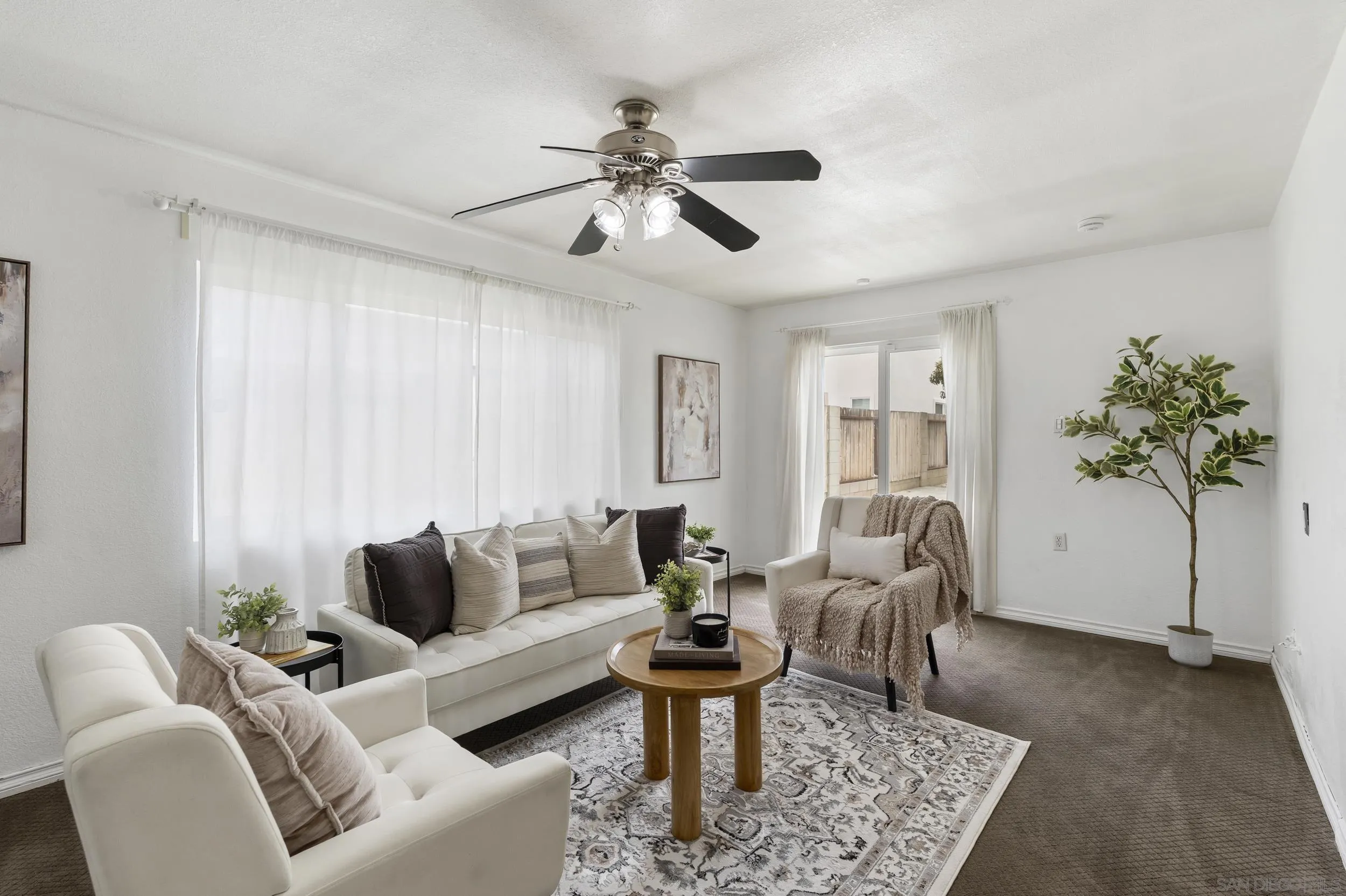https://cdn.realtyfeed.com/cdn/127/260012963/7997483e48fcfe2ab6b88d3f982562f9.webp