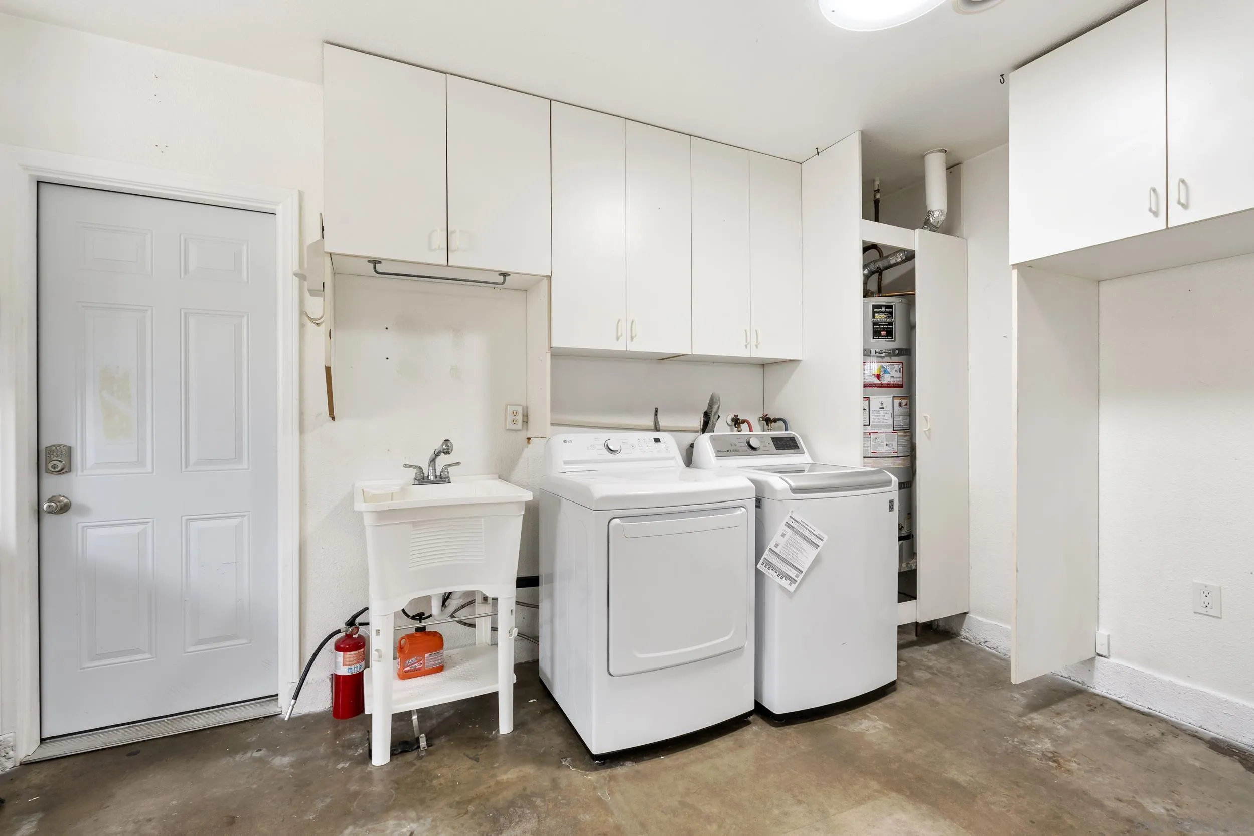 https://cdn.realtyfeed.com/cdn/127/260012963/bf3d1a71897414e14effe5e19c0c2170.webp