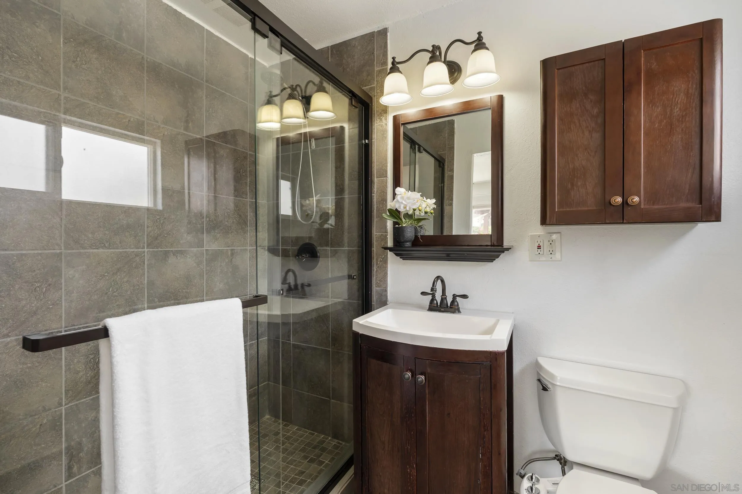 https://cdn.realtyfeed.com/cdn/127/260012963/d6f48ca19c7154c66fc009425e49595a.webp