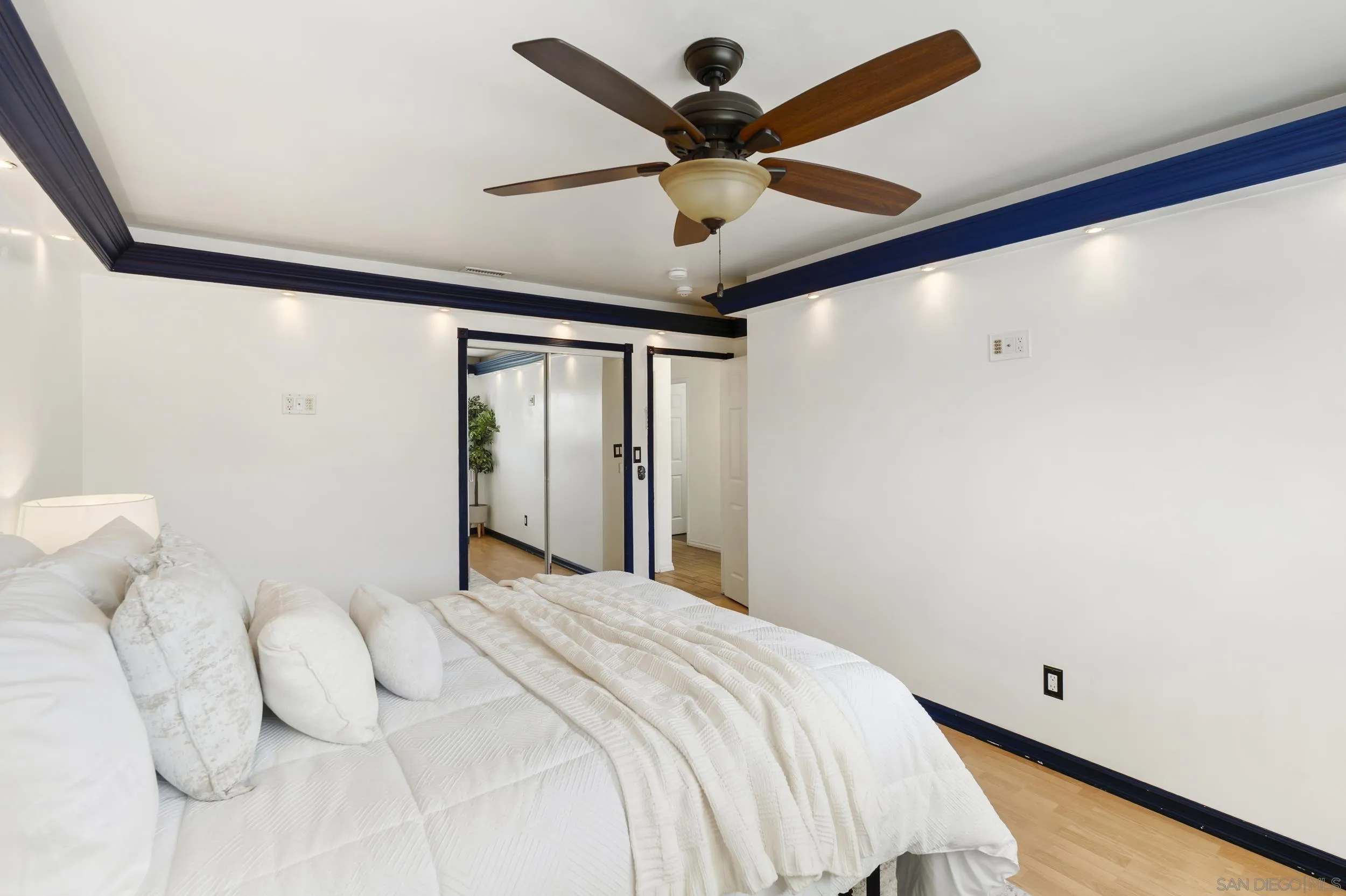 https://cdn.realtyfeed.com/cdn/127/260012963/dd3a35ac79c0b5f6976f290e2eecb5cd.webp