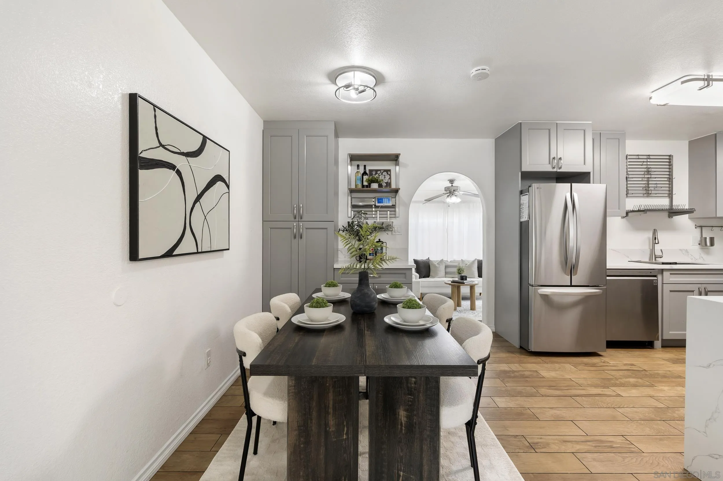 https://cdn.realtyfeed.com/cdn/127/260012963/f0d7756a0abbd688dfdbc701a3ef8a1b.webp