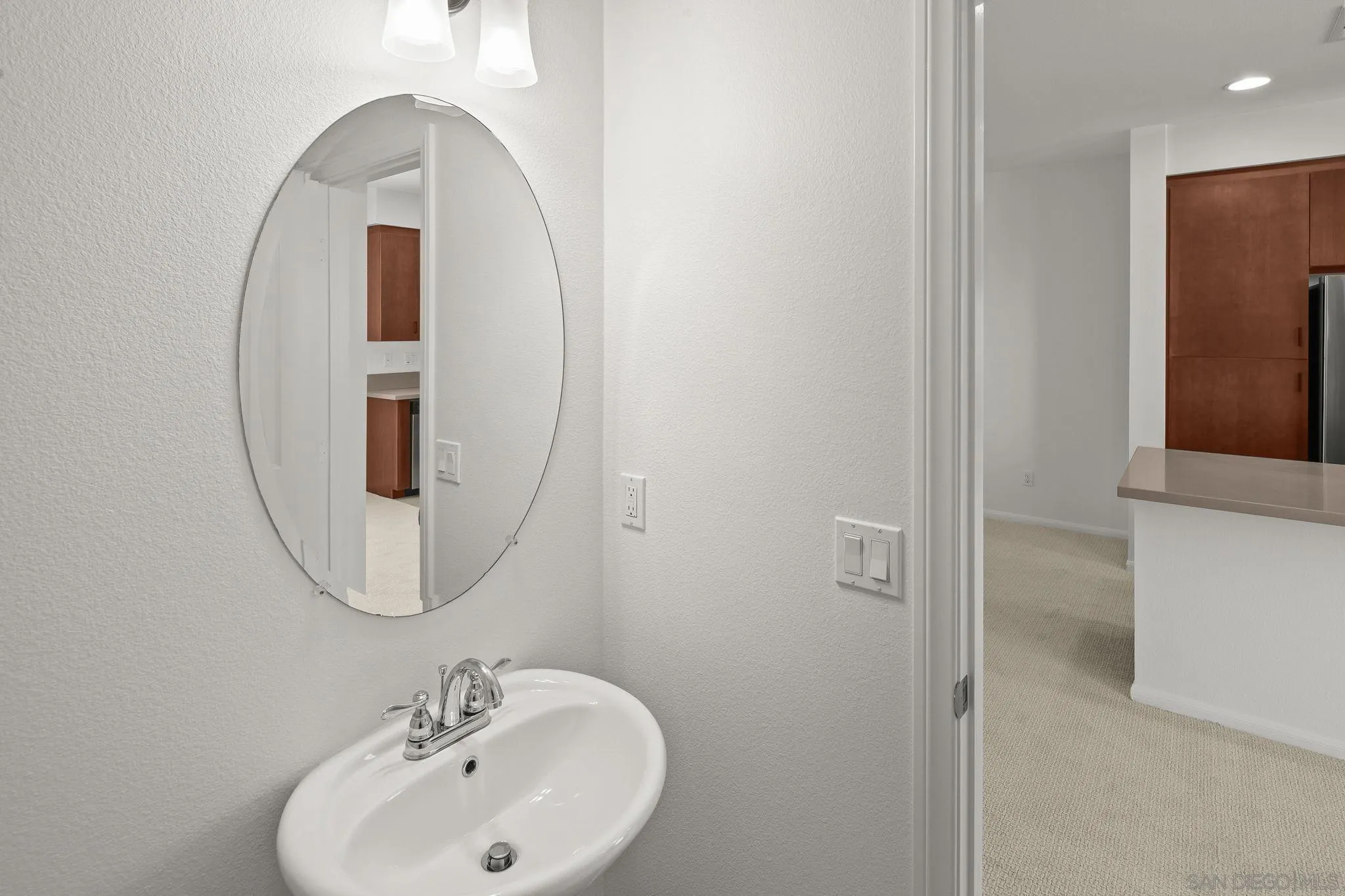 Photo #12: 260012968 Listing: Photo #12