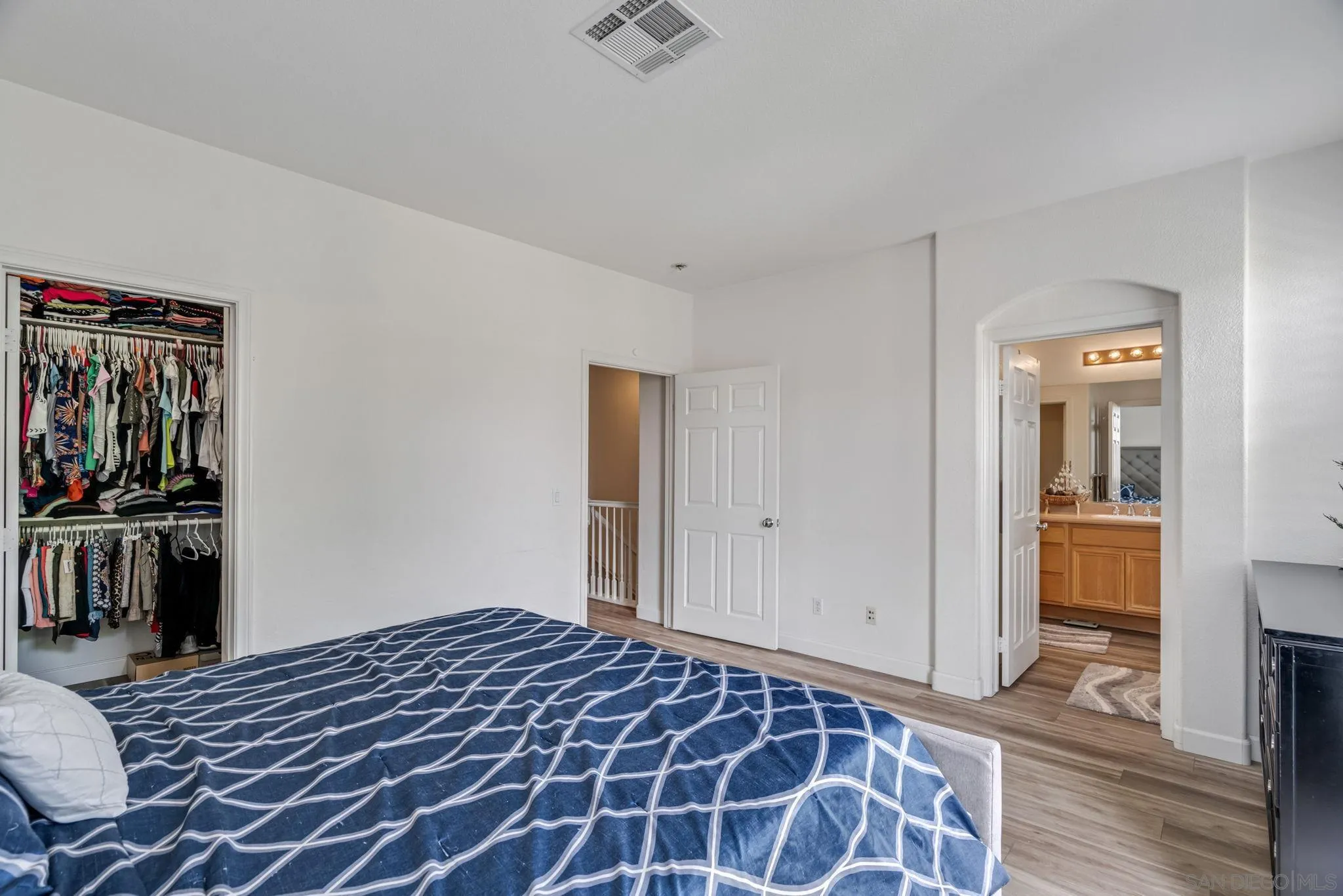 Photo #19: 260012970 Listing: Photo #19