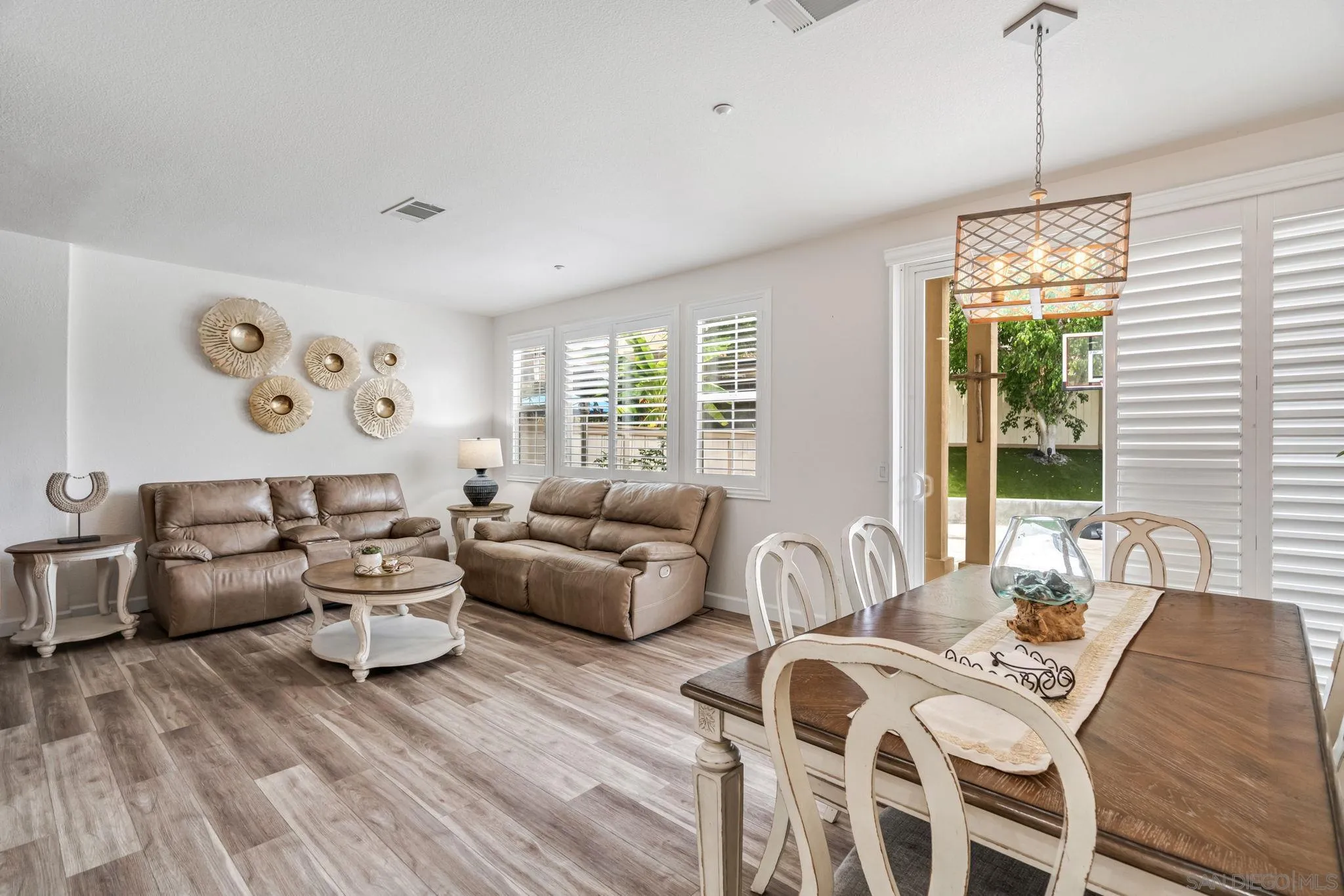 Photo #6: 260012970 Listing: Photo #6