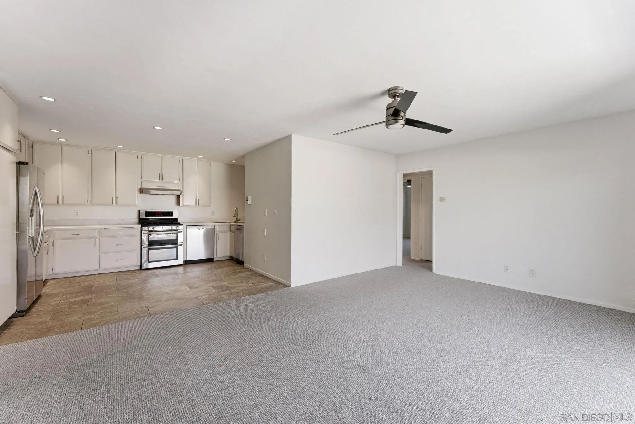 Photo #5: 260012974 Listing: Photo #5