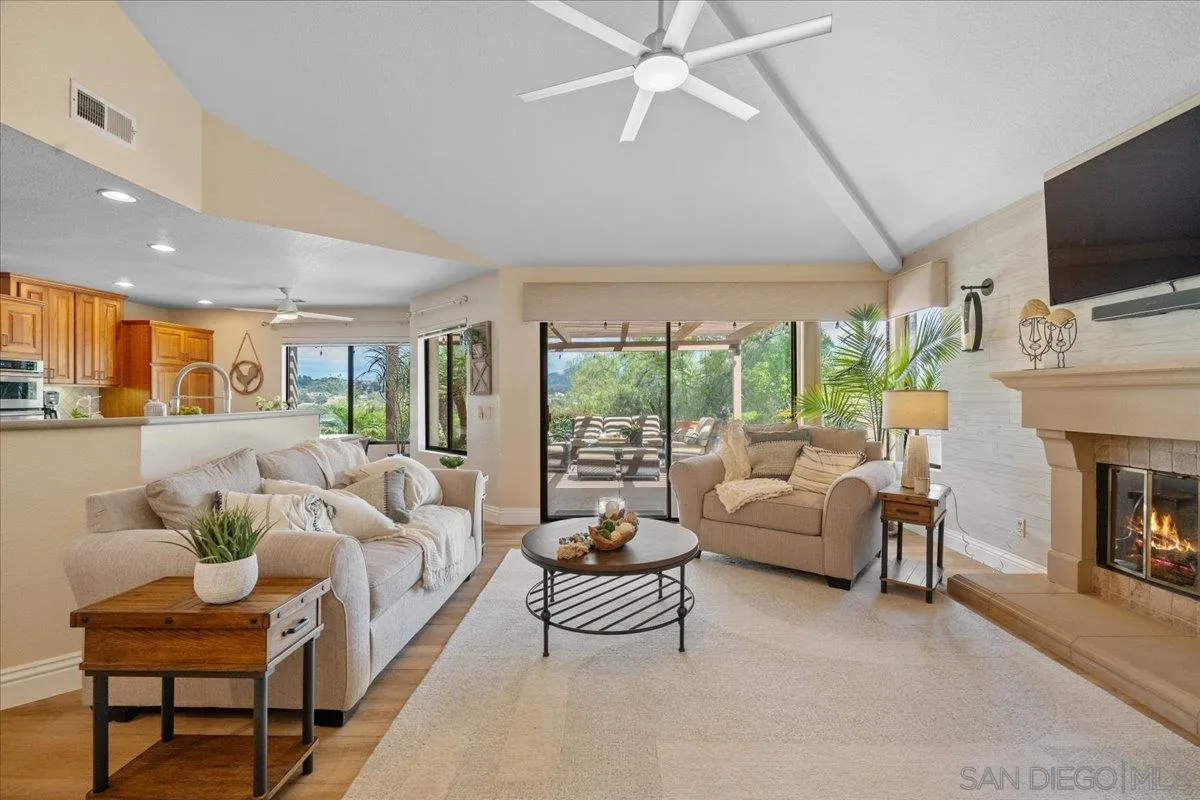https://cdn.realtyfeed.com/cdn/127/260012978/488448dd496ab719ba3d563690d90dde.webp