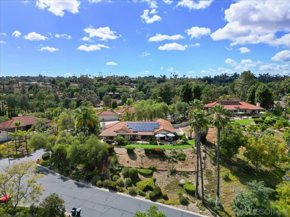 https://cdn.realtyfeed.com/cdn/127/260012978/6211147020cf65c7b02419f465442b5c.webp
