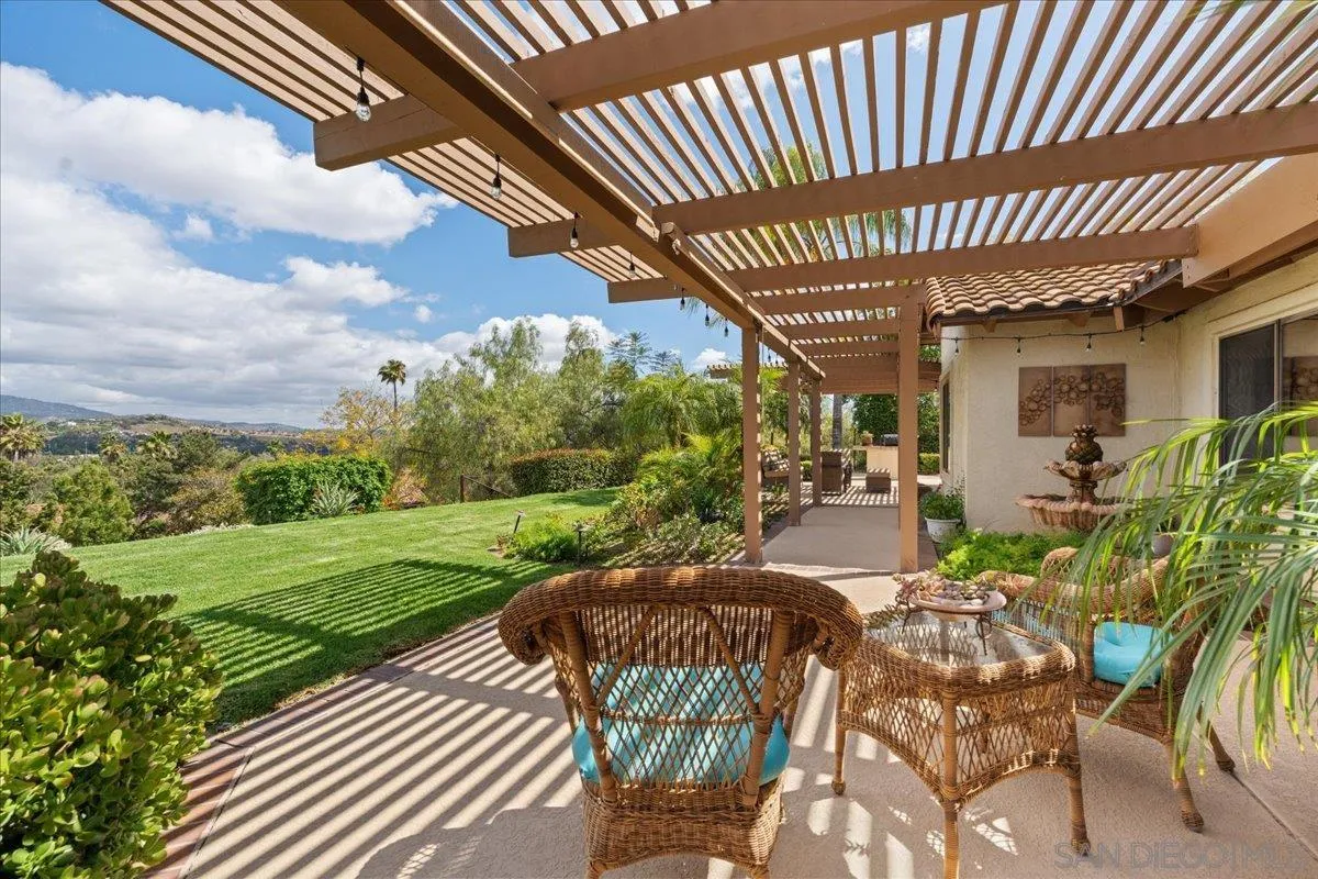 https://cdn.realtyfeed.com/cdn/127/260012978/69a71d5cad1d73e2868be31454a0ad94.webp