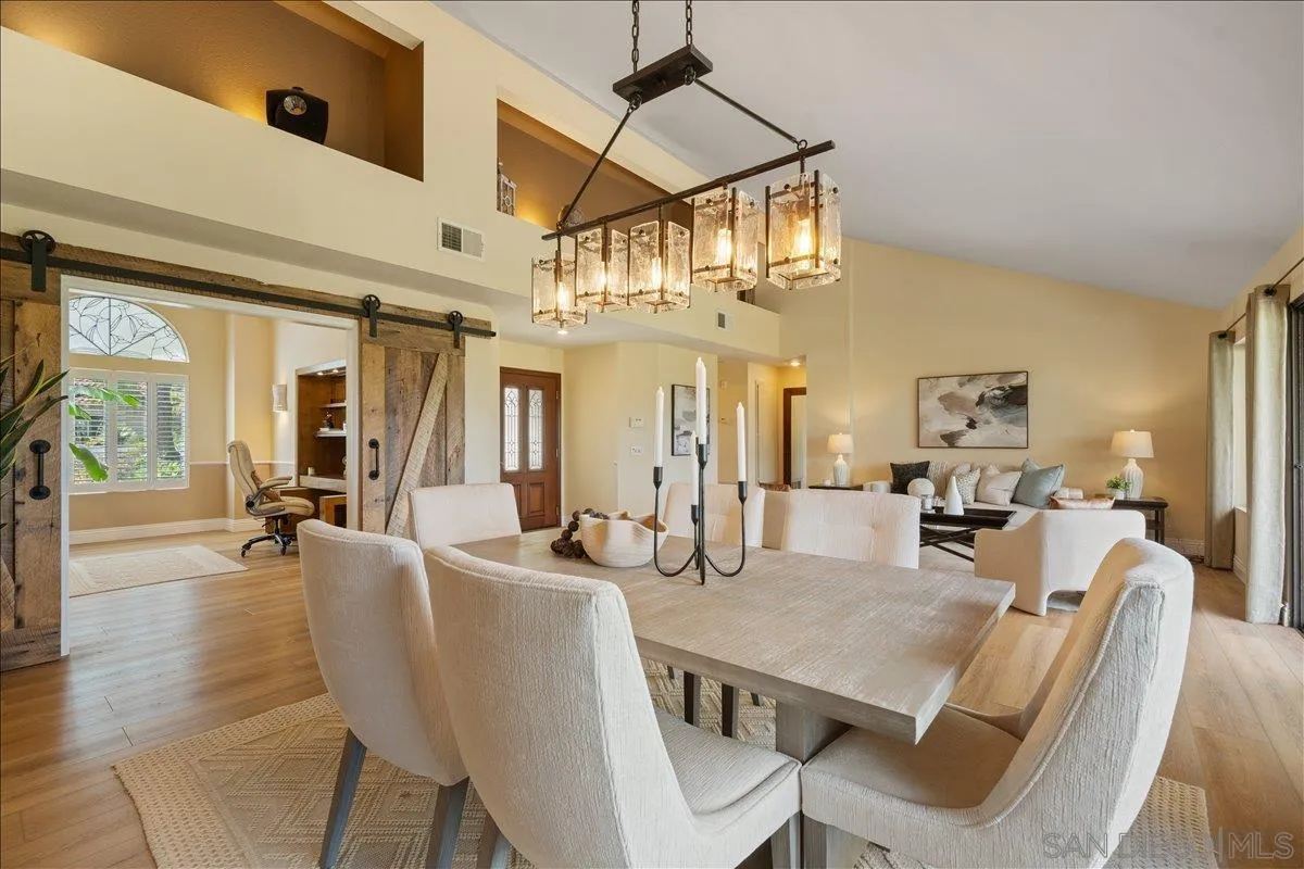 https://cdn.realtyfeed.com/cdn/127/260012978/6d101462aeb00bcc48b4753cb0d95806.webp
