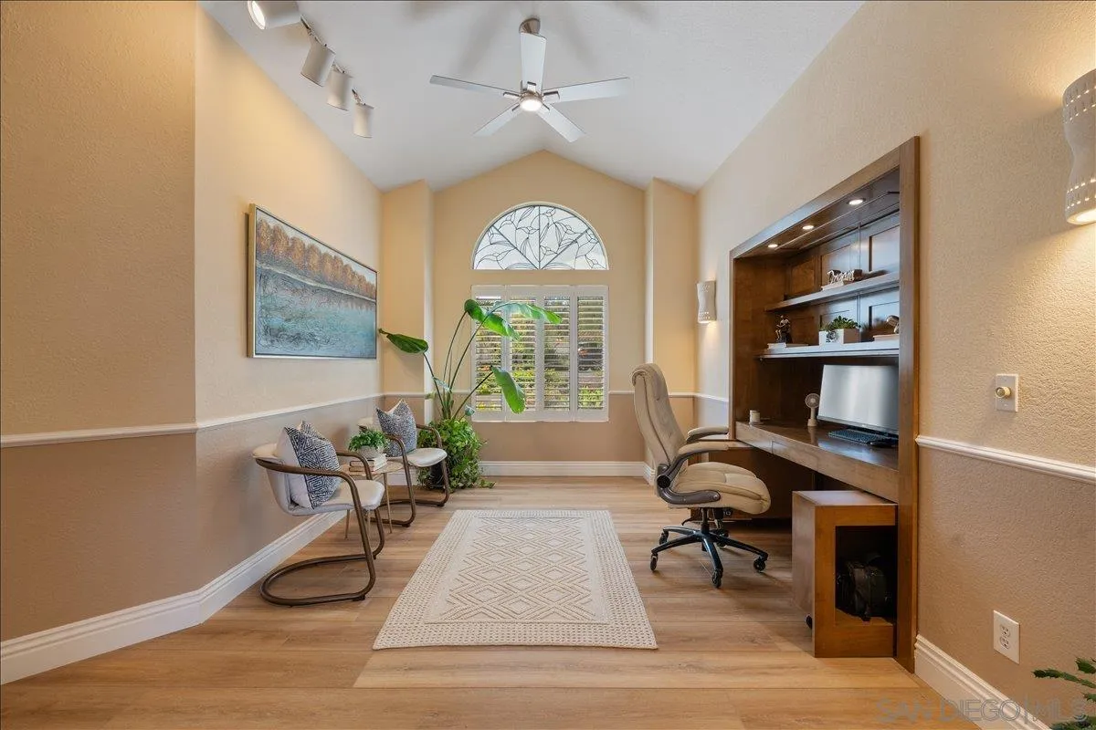 https://cdn.realtyfeed.com/cdn/127/260012978/8b5f77c443bd9dce47bb6ffc5f77dc72.webp