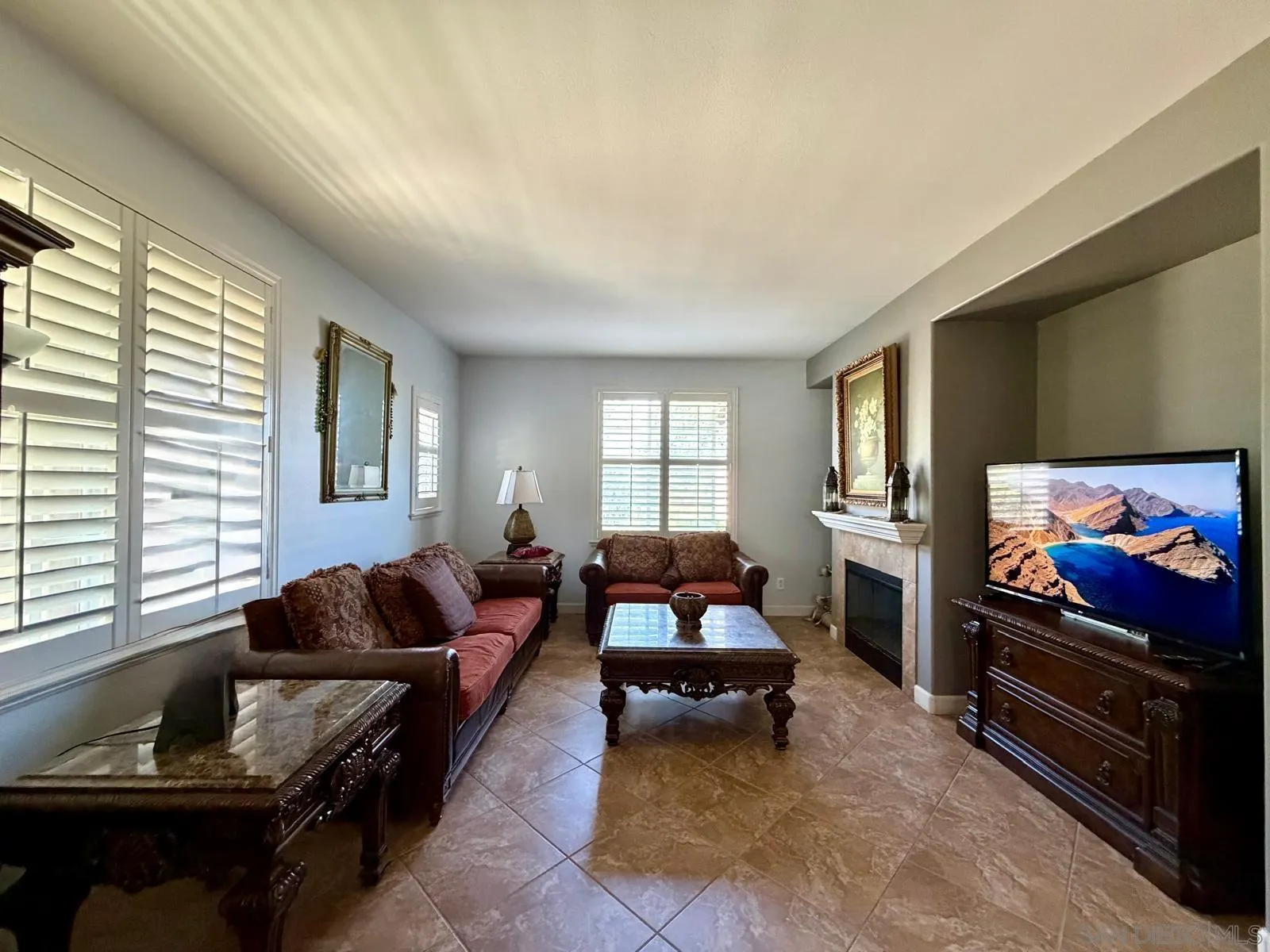 https://cdn.realtyfeed.com/cdn/127/260012979/2e51fef330abdb063f7a8184d185e78e.webp