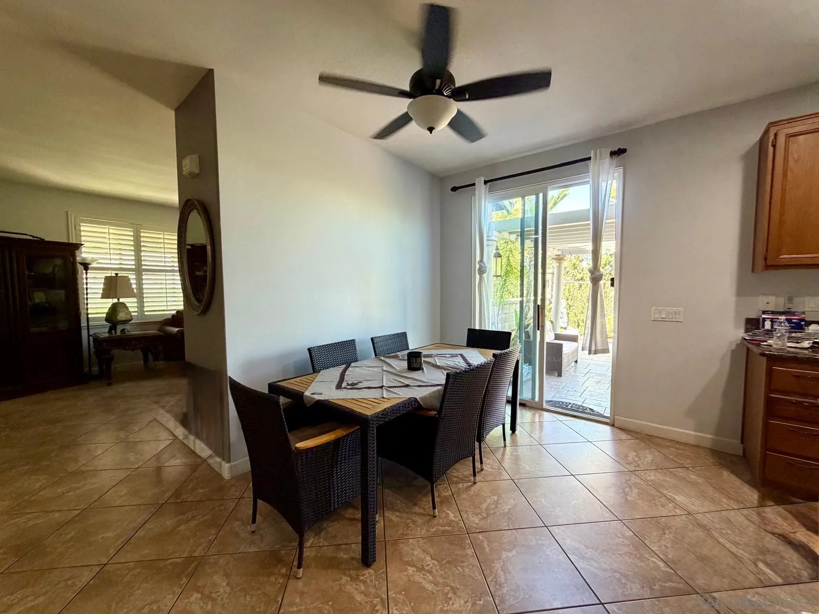 https://cdn.realtyfeed.com/cdn/127/260012979/4156caad34042189345855dc7fc9338e.webp