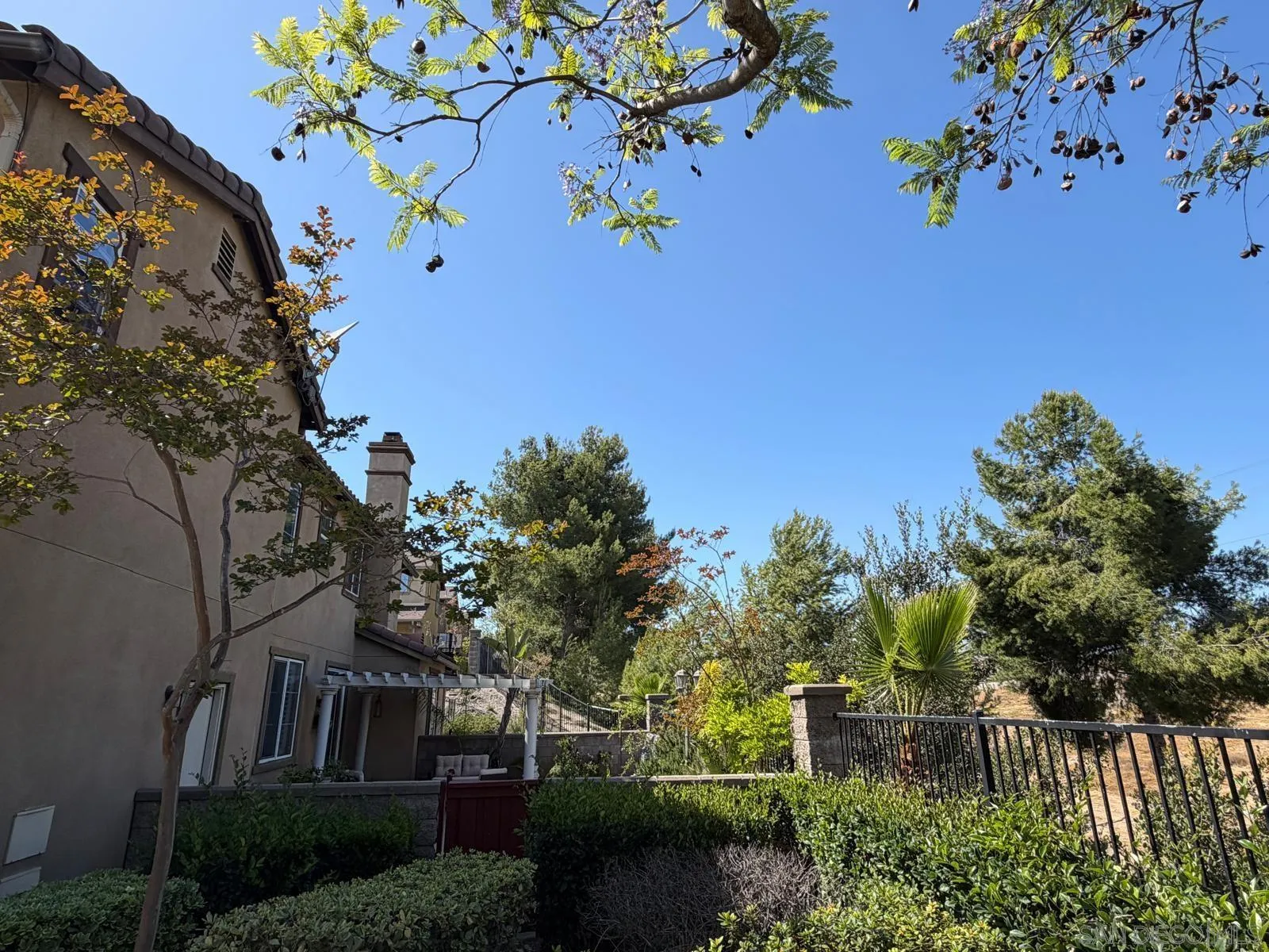 https://cdn.realtyfeed.com/cdn/127/260012979/d81c9cfe33e25632d80230985b7e4bce.webp