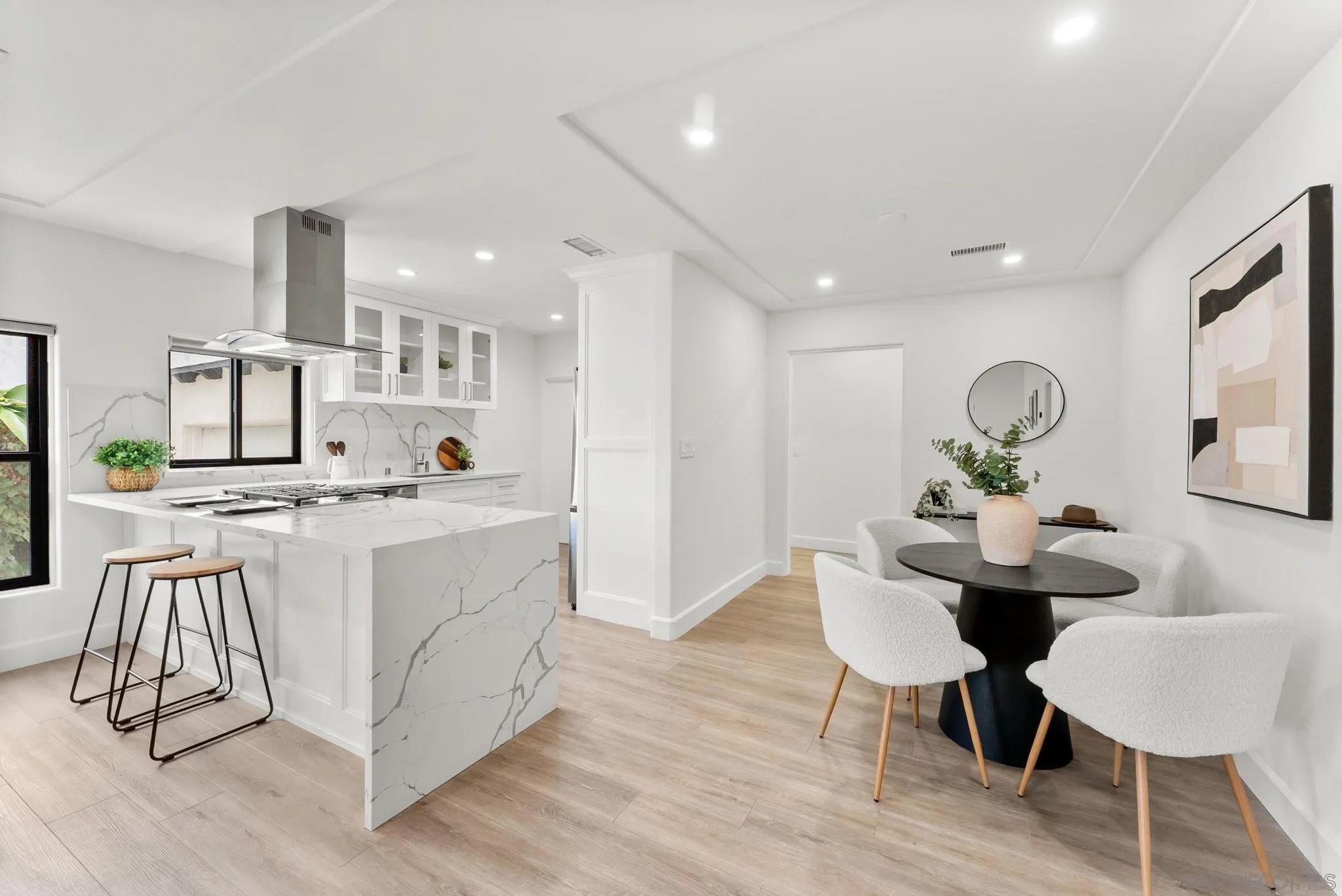 https://cdn.realtyfeed.com/cdn/127/260012980/23efbe9c66345ffd999f7e90b6c16eeb.webp