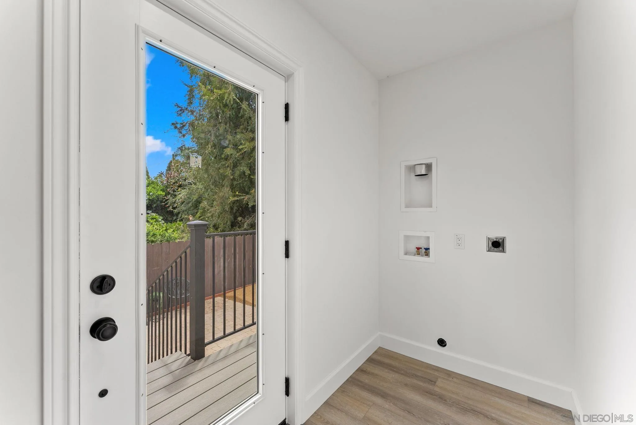 https://cdn.realtyfeed.com/cdn/127/260012980/9ca265be46c56229e1bddd9dee572554.webp