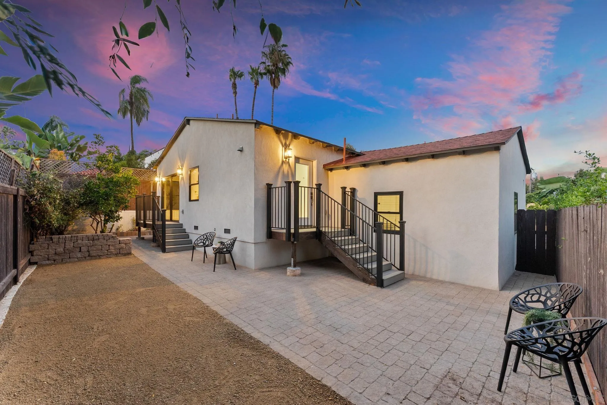 https://cdn.realtyfeed.com/cdn/127/260012980/a2686f94e96357a84876d5f66d4c18e7.webp