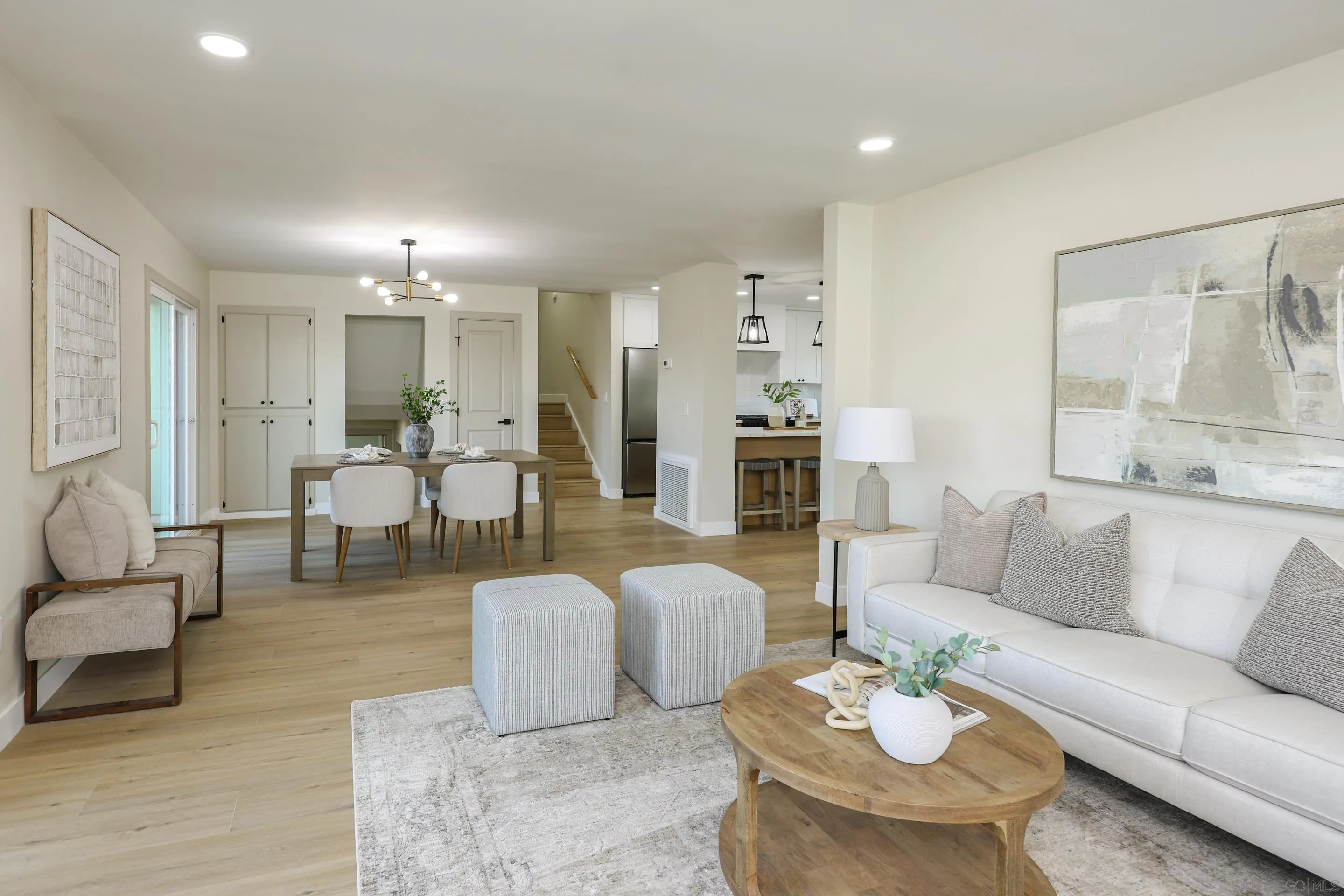 https://cdn.realtyfeed.com/cdn/127/260012984/15ea9bbbe78b79c8cc2ae5740fa87df4.webp