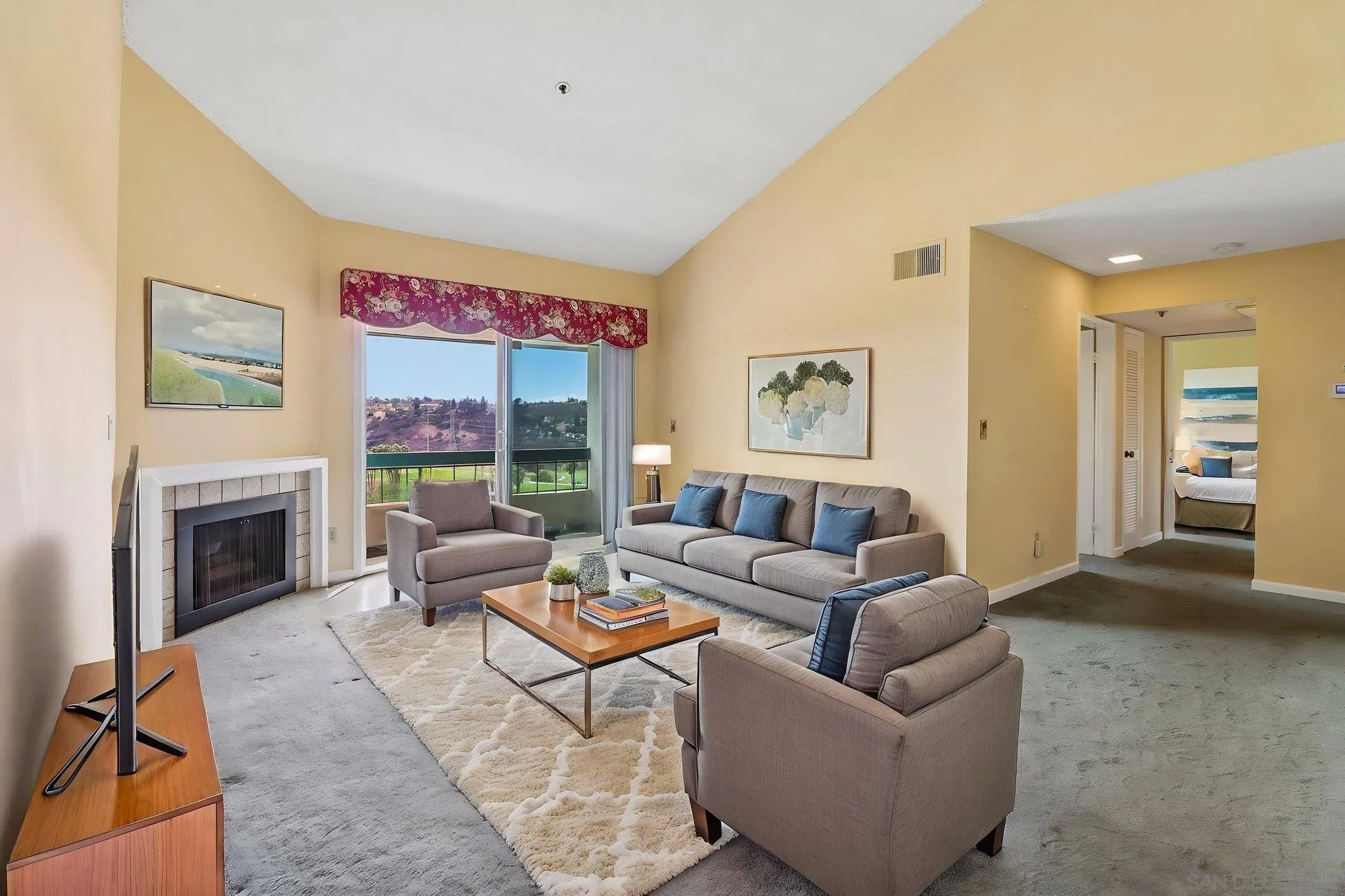 Photo #2: 260012989 Listing: Photo #2