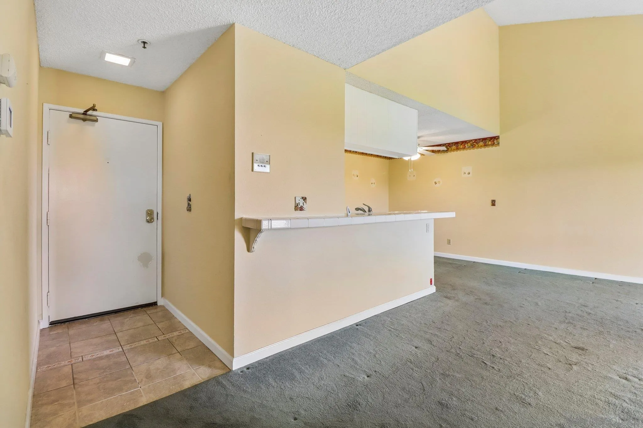 Photo #8: 260012989 Listing: Photo #8