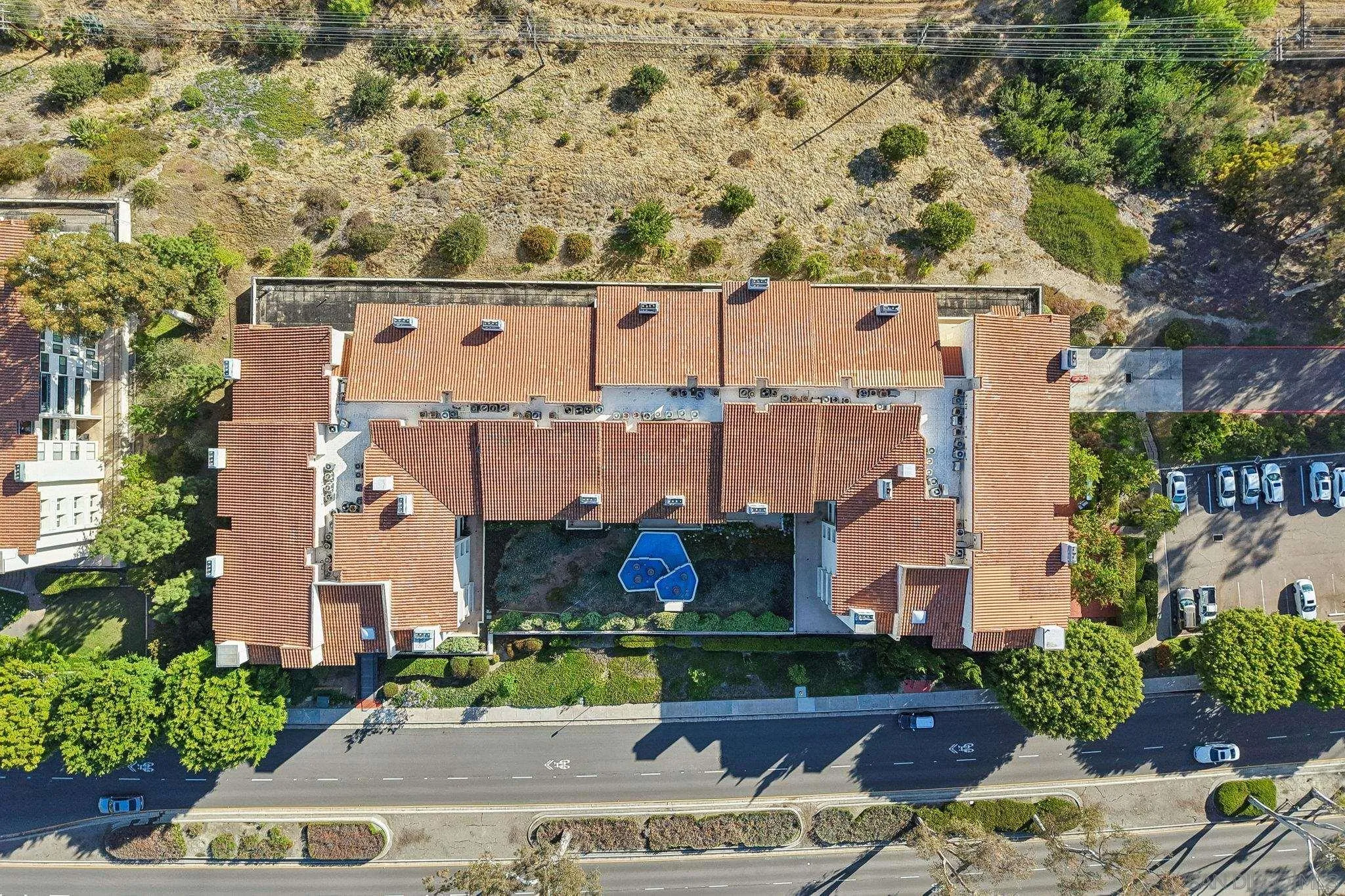 Photo #38: 260012989 Listing: Photo #38