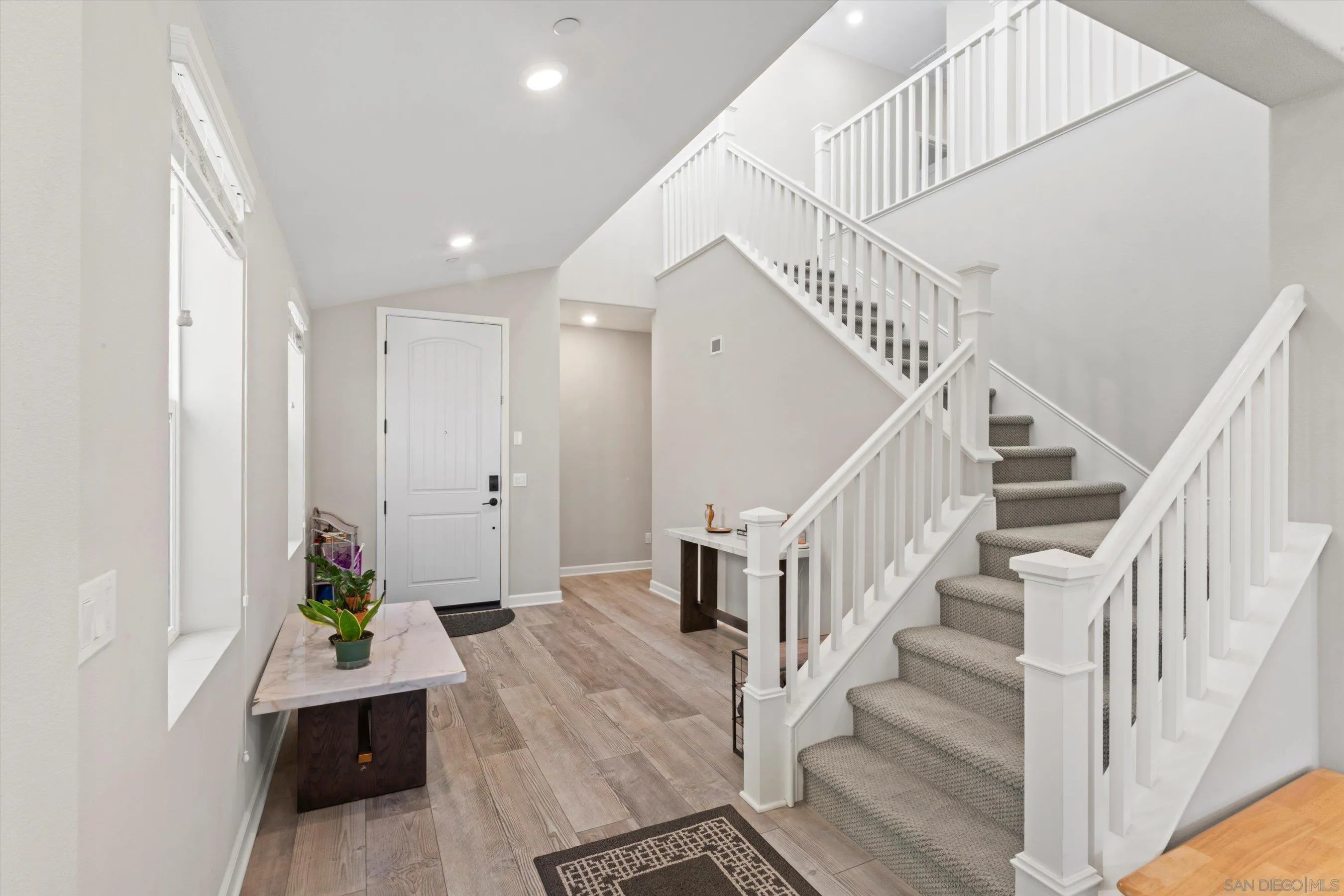 https://cdn.realtyfeed.com/cdn/127/260012991/2747464e2e886a8a642a6bd3fe4550bf.webp