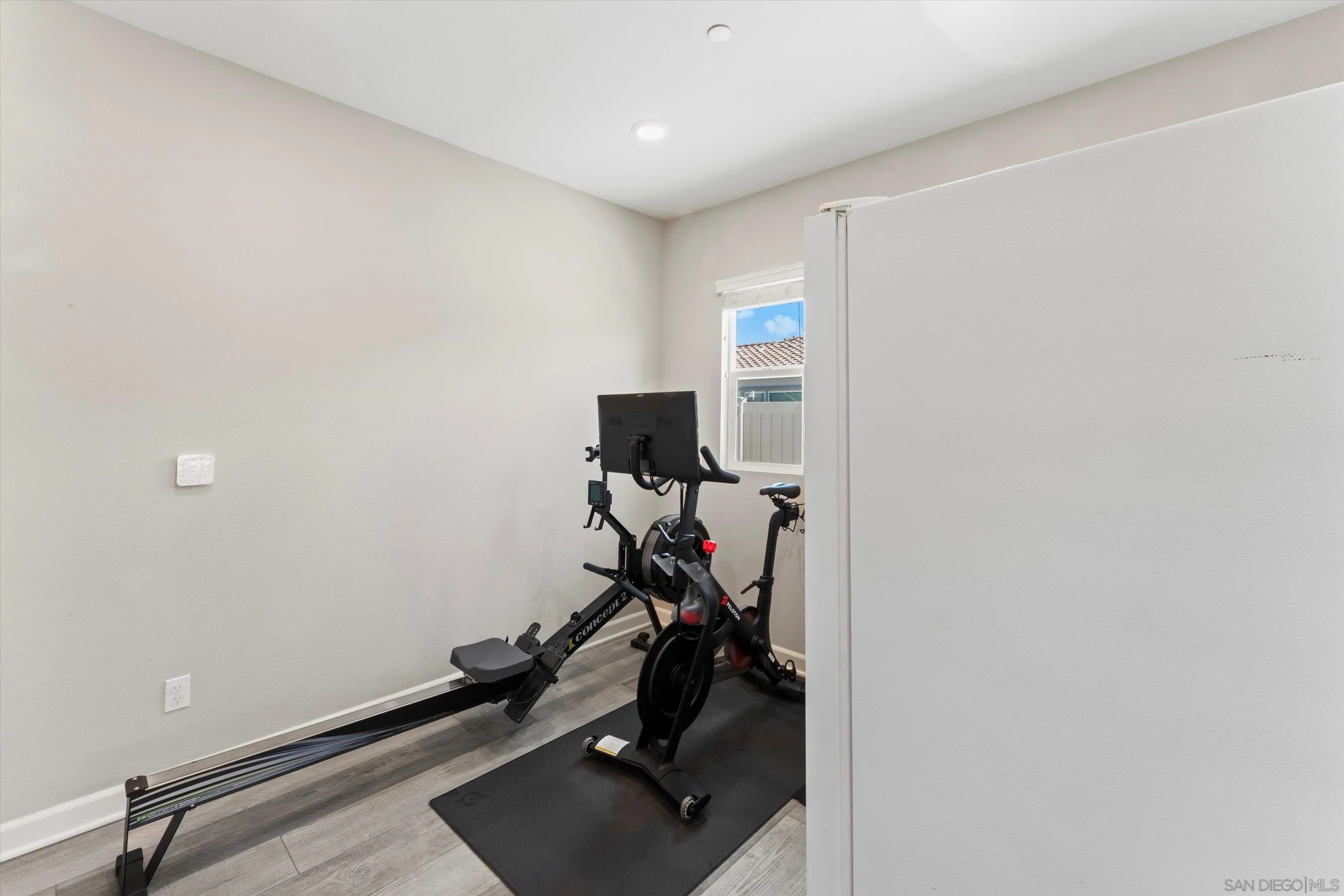 https://cdn.realtyfeed.com/cdn/127/260012991/3f203595be1b64d81d81ebcd96d0b1ac.webp